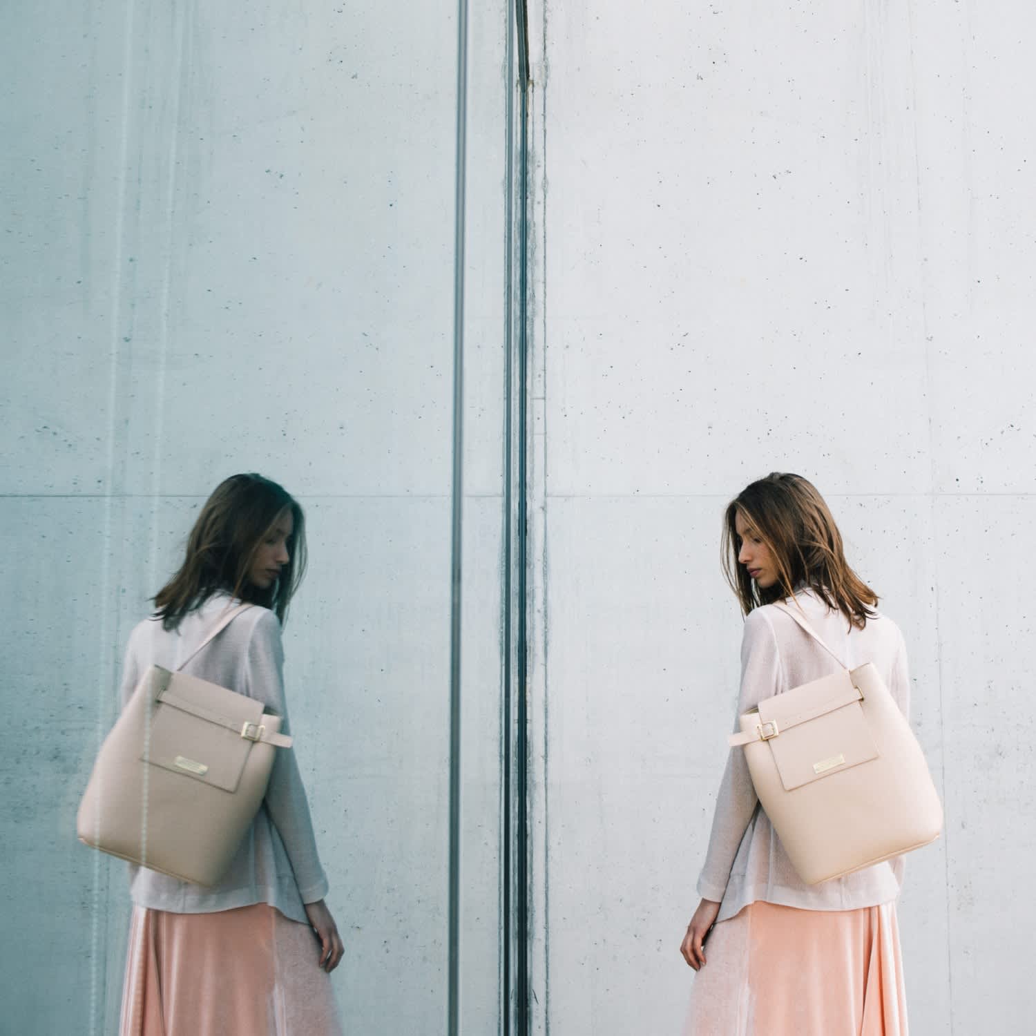 Pink is so cute, small round bucket bag, Louis Vuitton papillon carryall bag.  : u/pasytnabs