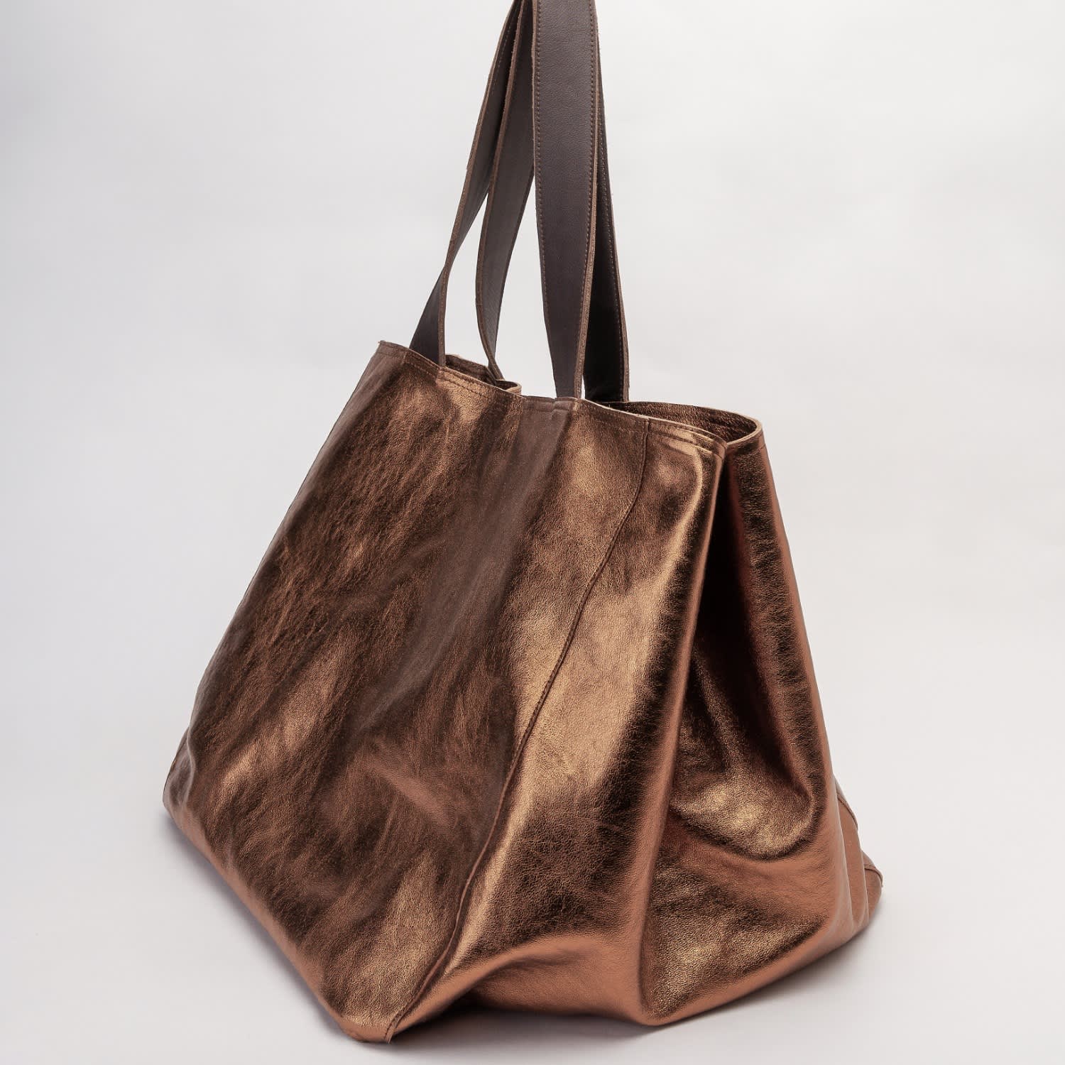 Bronze tote bag hotsell