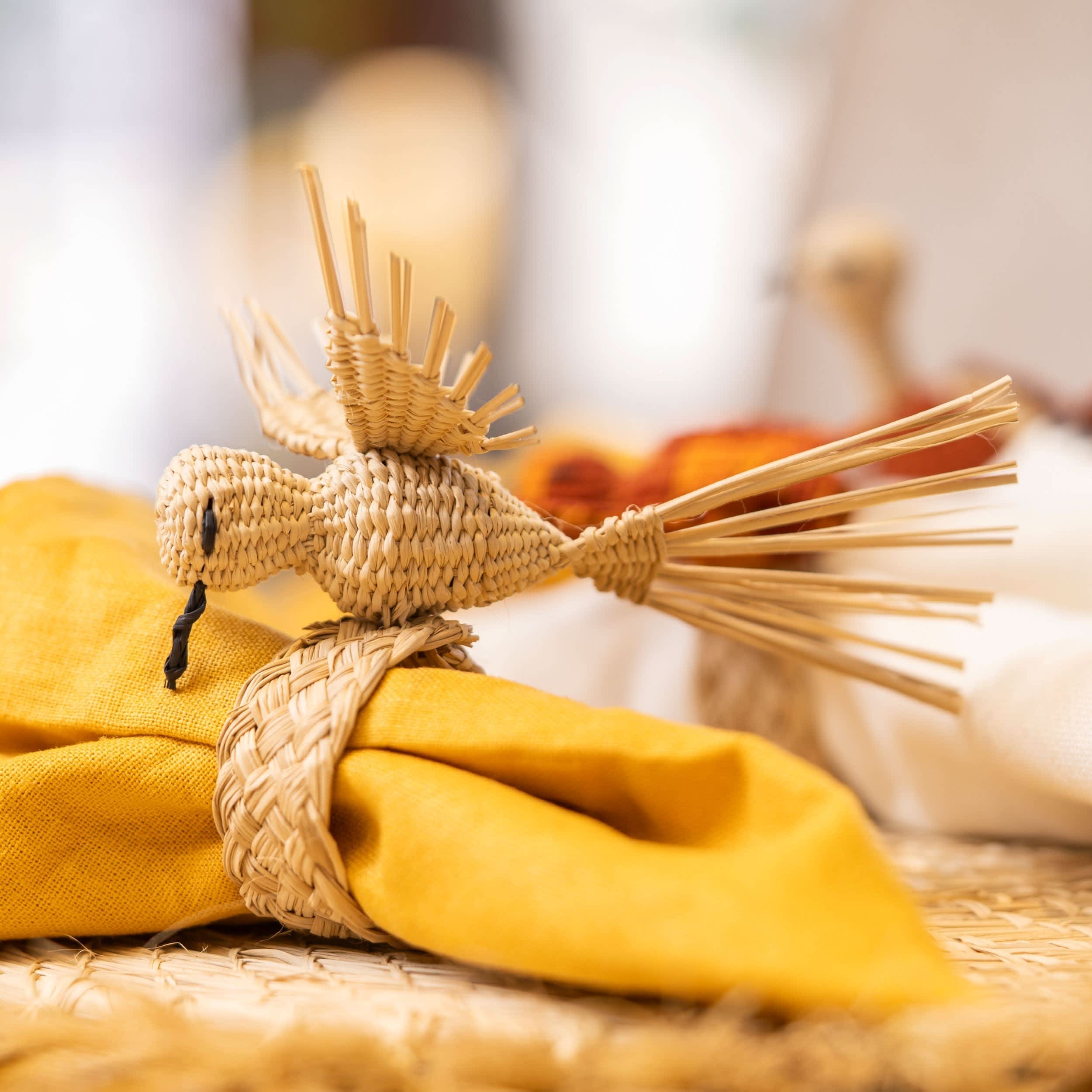 Set X 4 Woven Natural Iraca Straw Hummingbird Napkin Rings Washein Wolf Badger