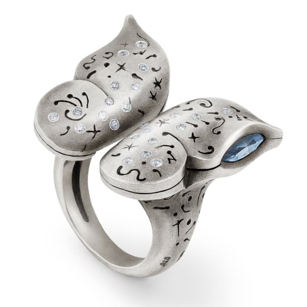 Gucci Butterfly Ring With Diamonds In Sterling Silver
