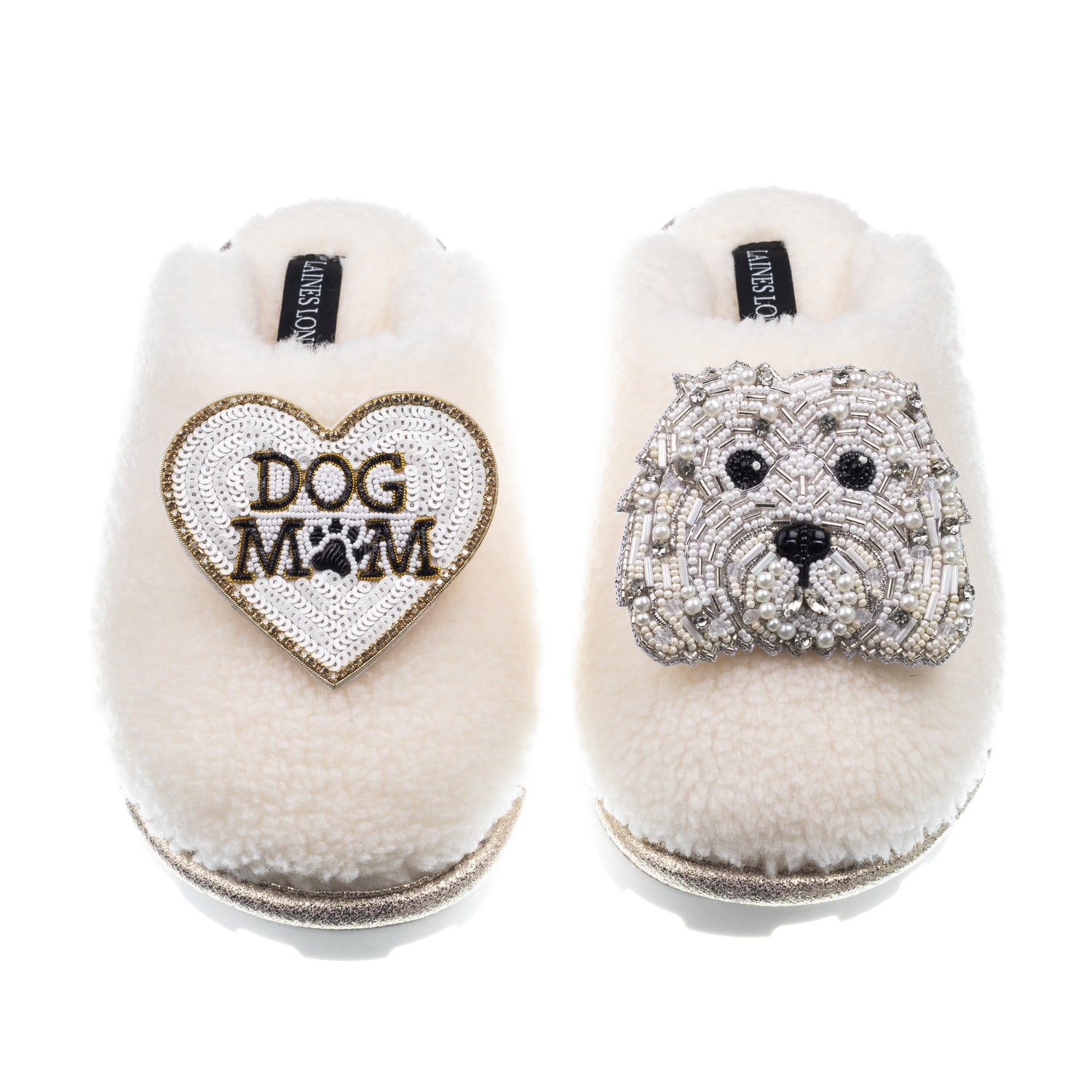 Laines London Women's White Teddy Closed Toe Slippers With Queenie & Dog Mum / Mom Brooches - Cream In White
