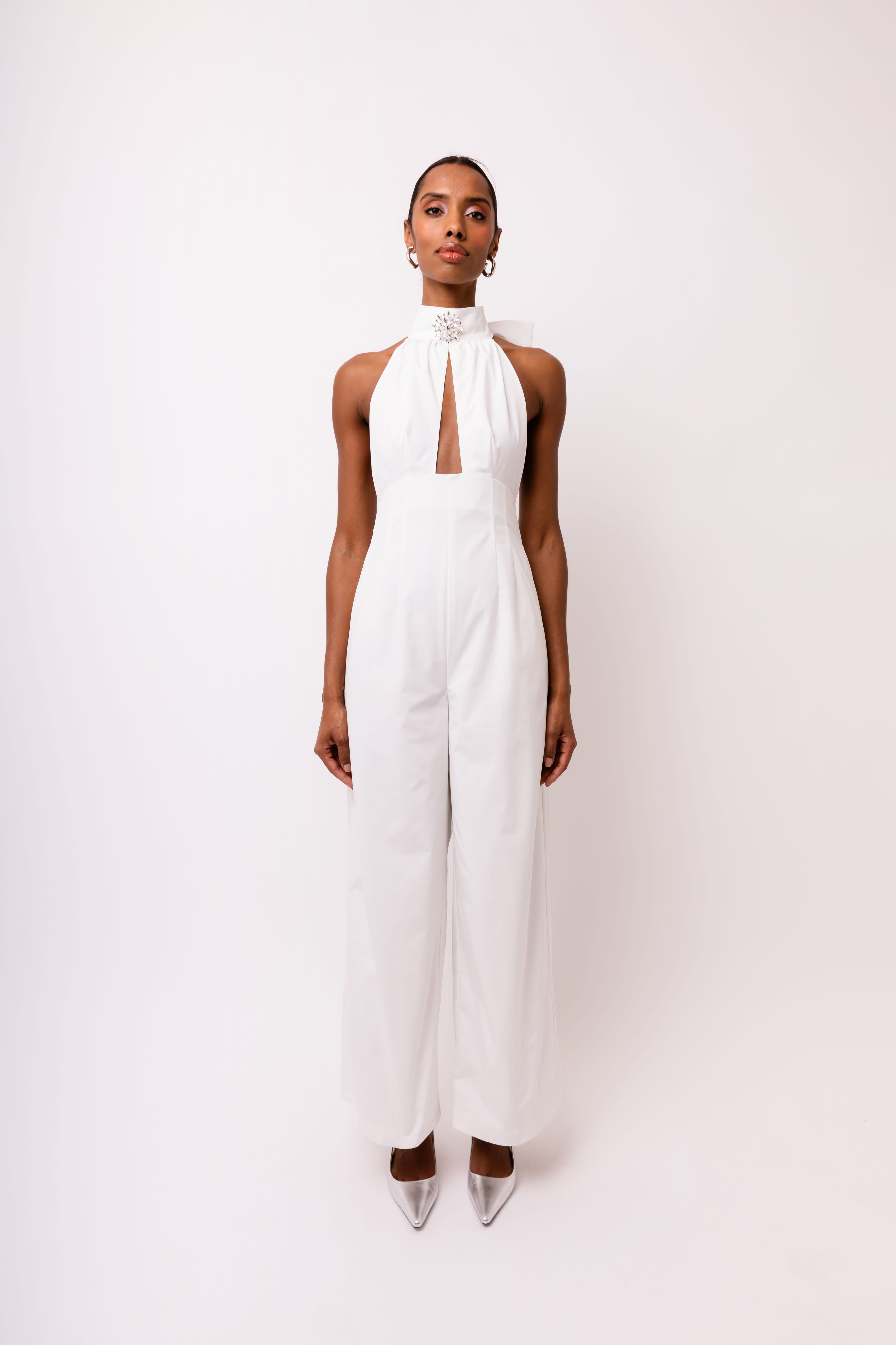 新品 80 house on the hill Jumpsuit Ballet Bowie White Crystal Embellished High Neck Jumpsuit | AMY LYNN