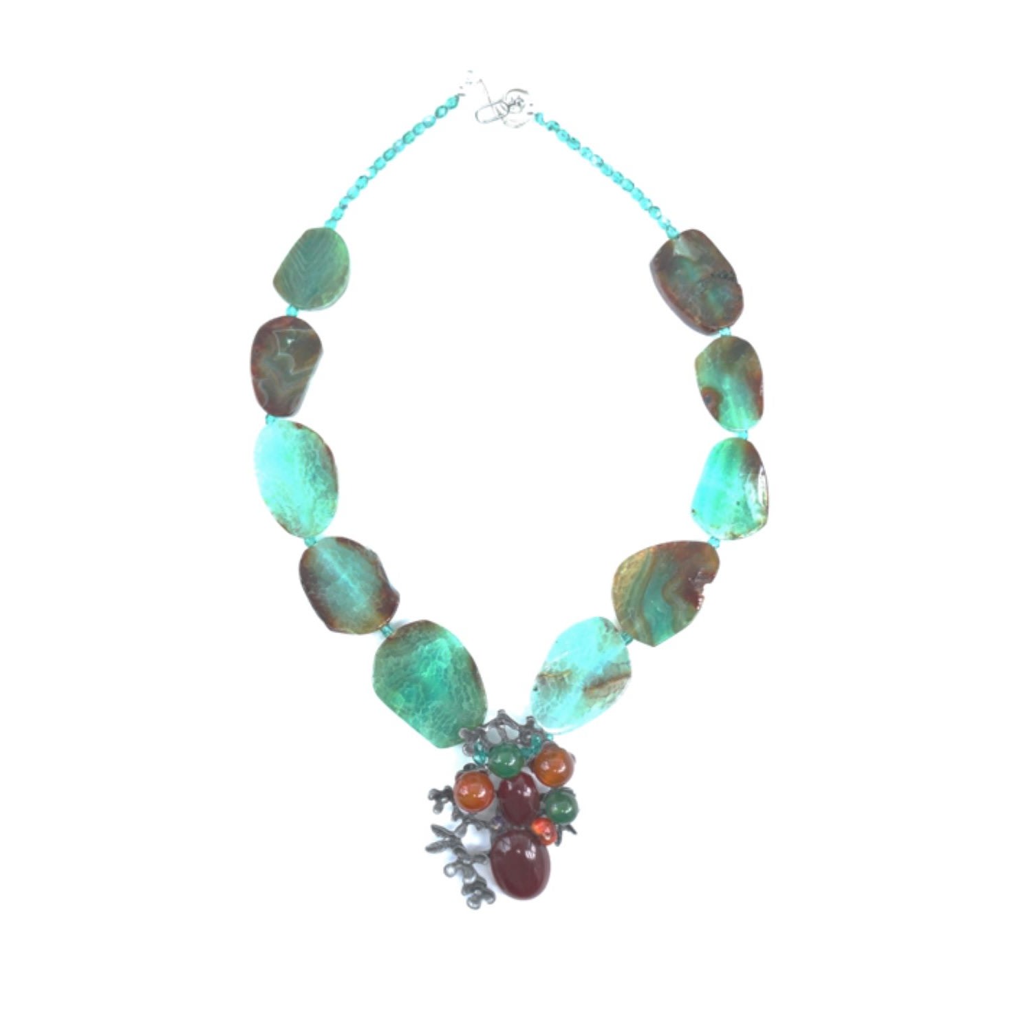 Way To Chic Women's Green Agate Statement Necklace With Pendant Brooch