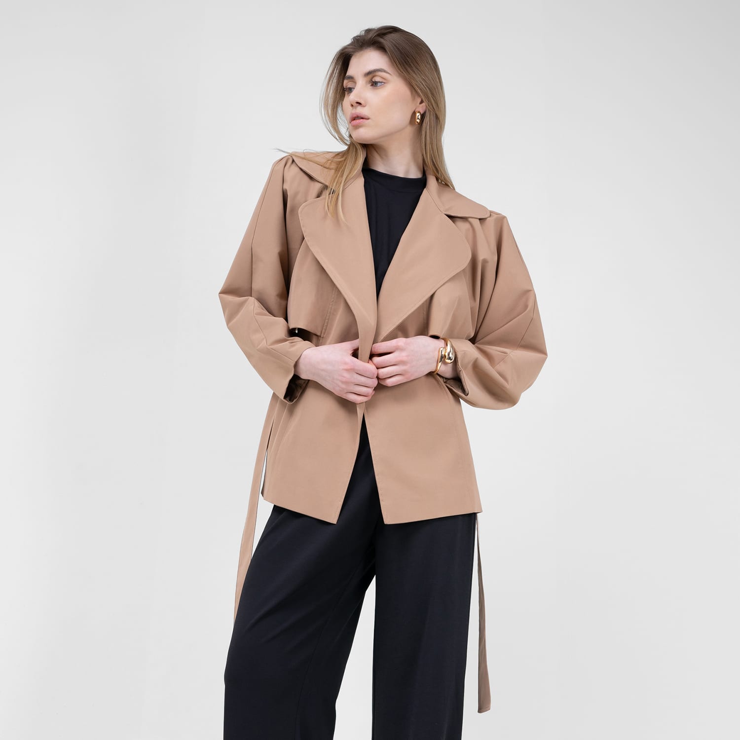 beige-short-trench-coat-with-