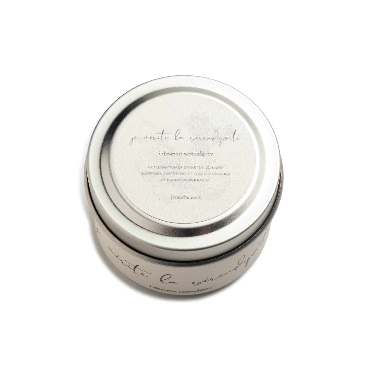 Je Mérite (i Deserve) White I Deserve Serendipity - Nag Champa & Honeysuckle 2 oz Travel Candle In White