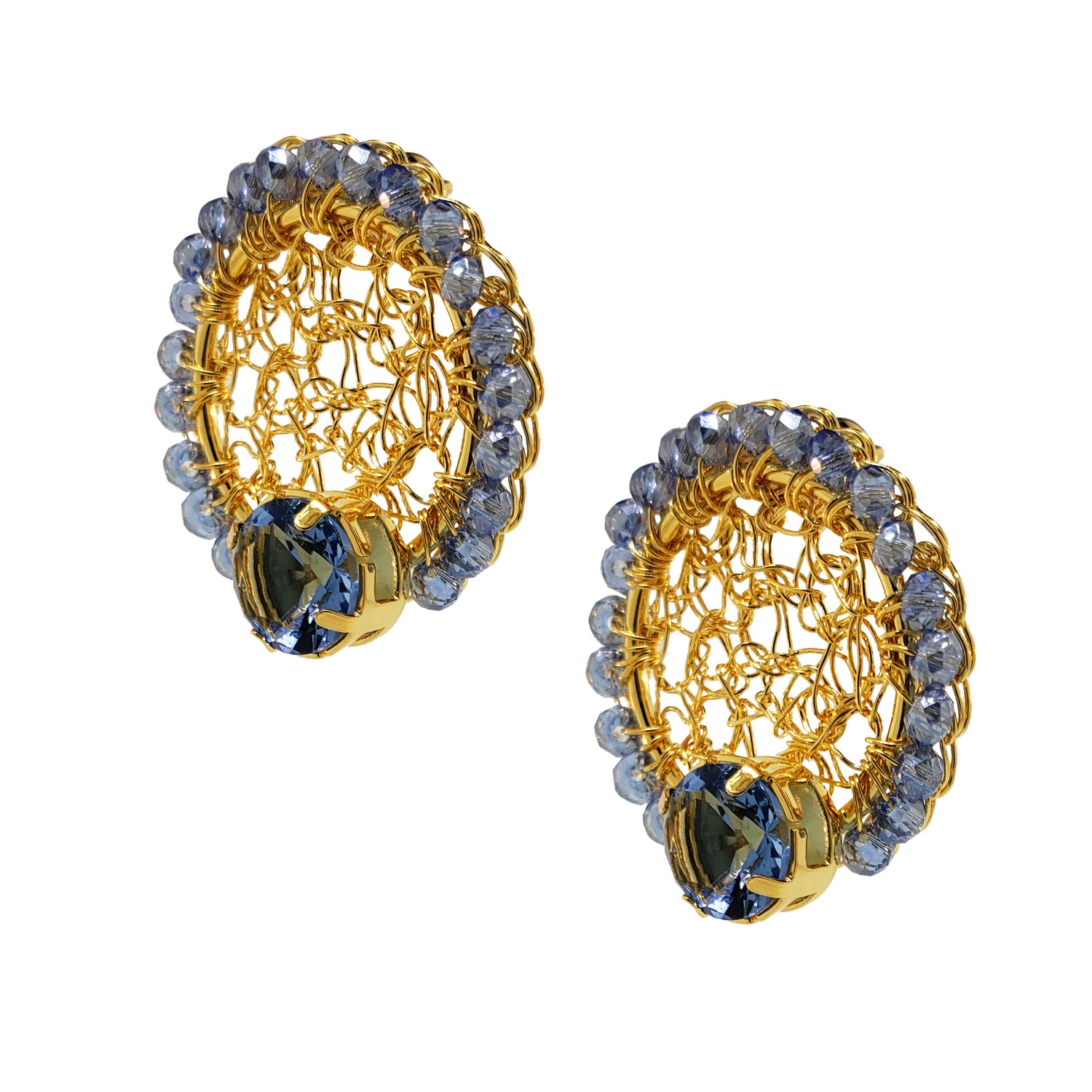 https://res.cloudinary.com/wolfandbadger/image/upload/s--K-J7jUm4--/products/sapphire-gold-prisma-handmade-round-crochet-post__f9922391e5132a332b2fe6b3ec68e8bd