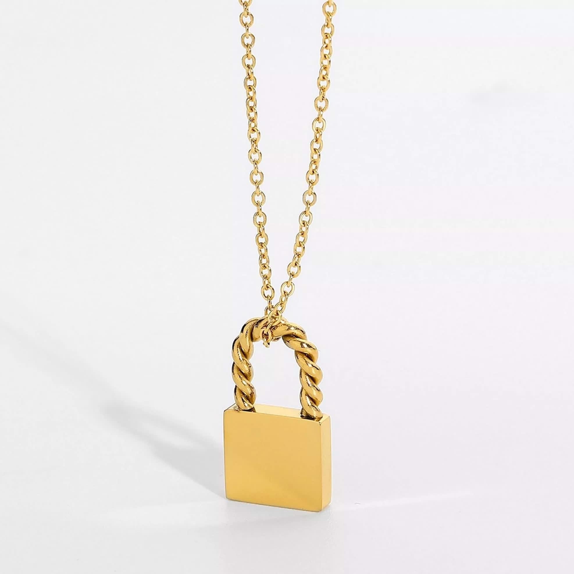 Dainty Gold Lock Necklace Padlock Necklace Gold Stainless 