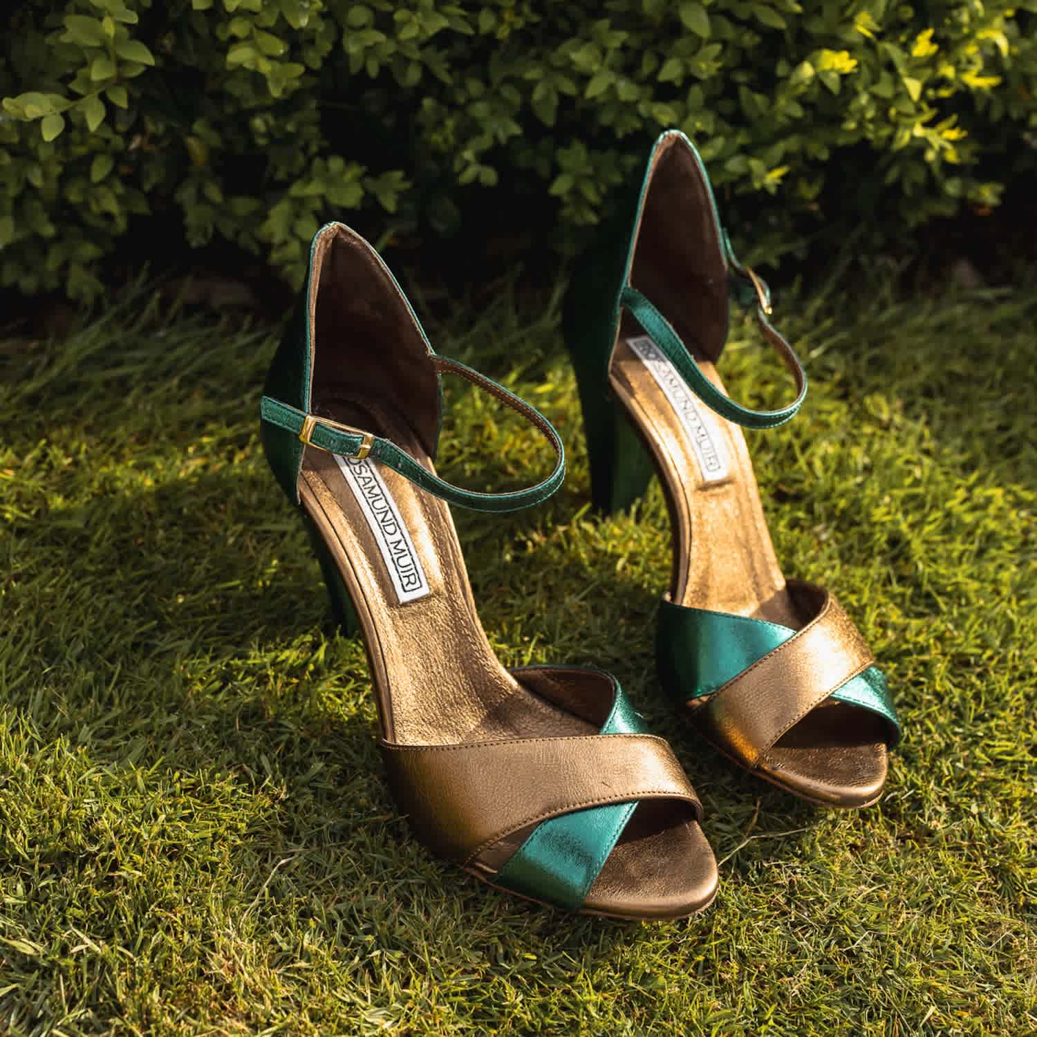 aurora-green-gold-