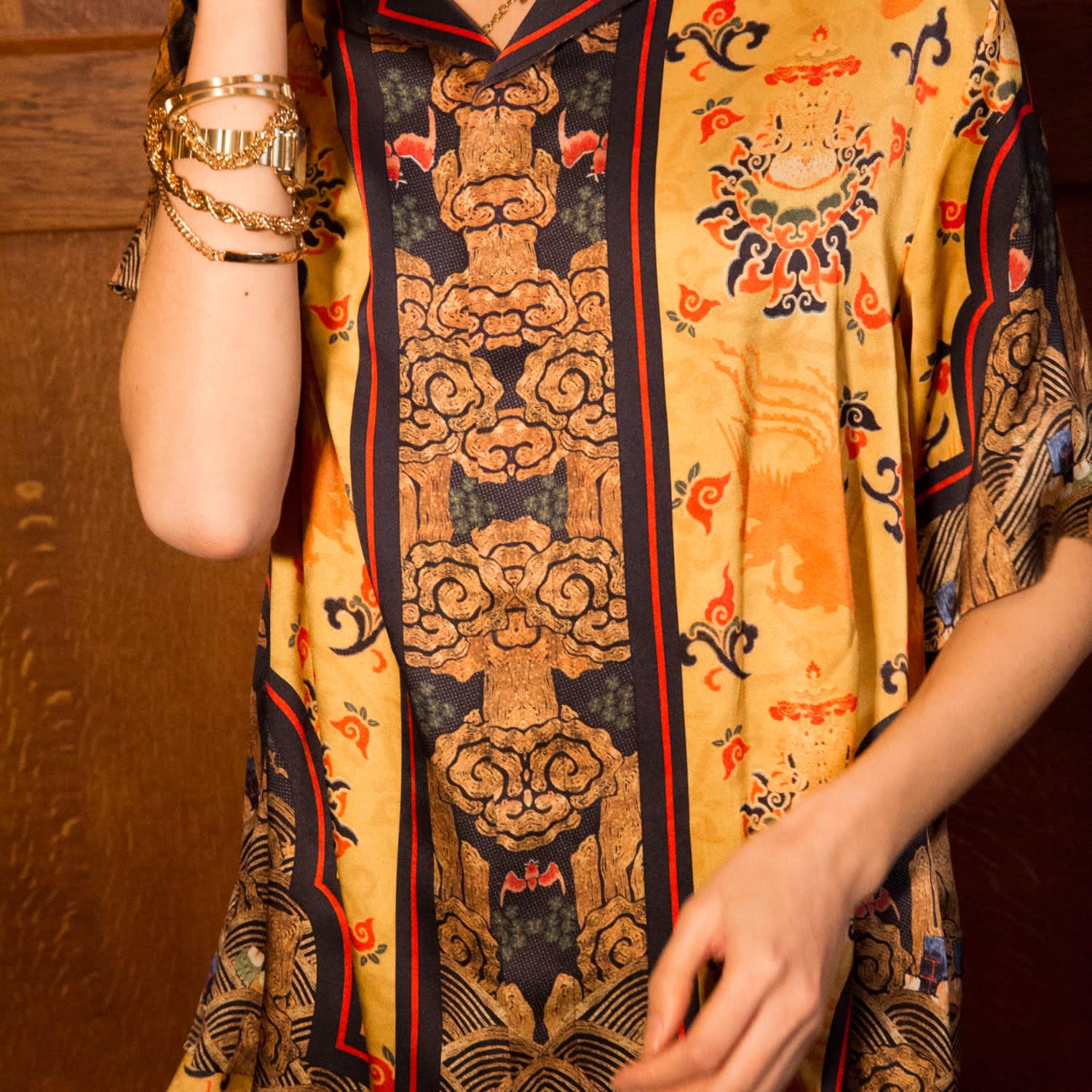 Short-Sleeved Traditional Silk Shirt In Yellow