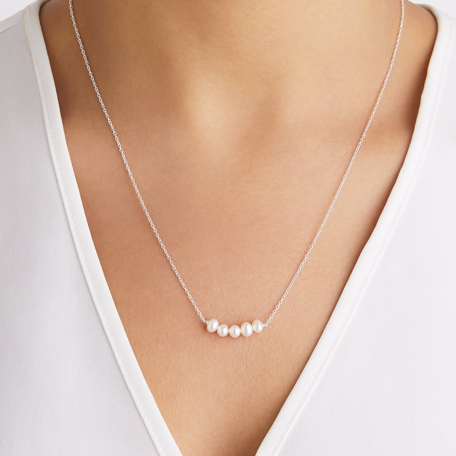 Sterling Silver Cluster Pearl Necklace (S) | Lily & Roo | Wolf & Badger