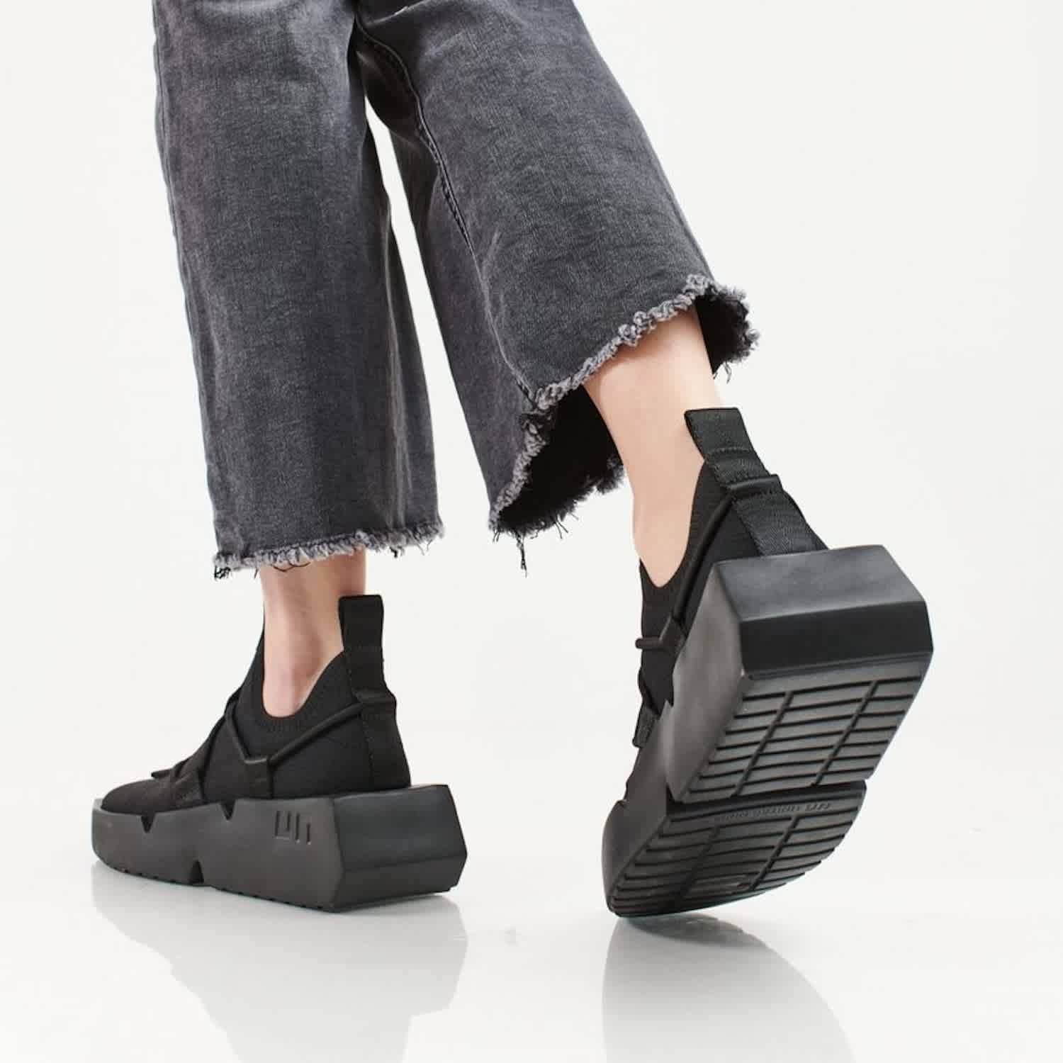 Mega 1 – Black | United Nude | Wolf & Badger