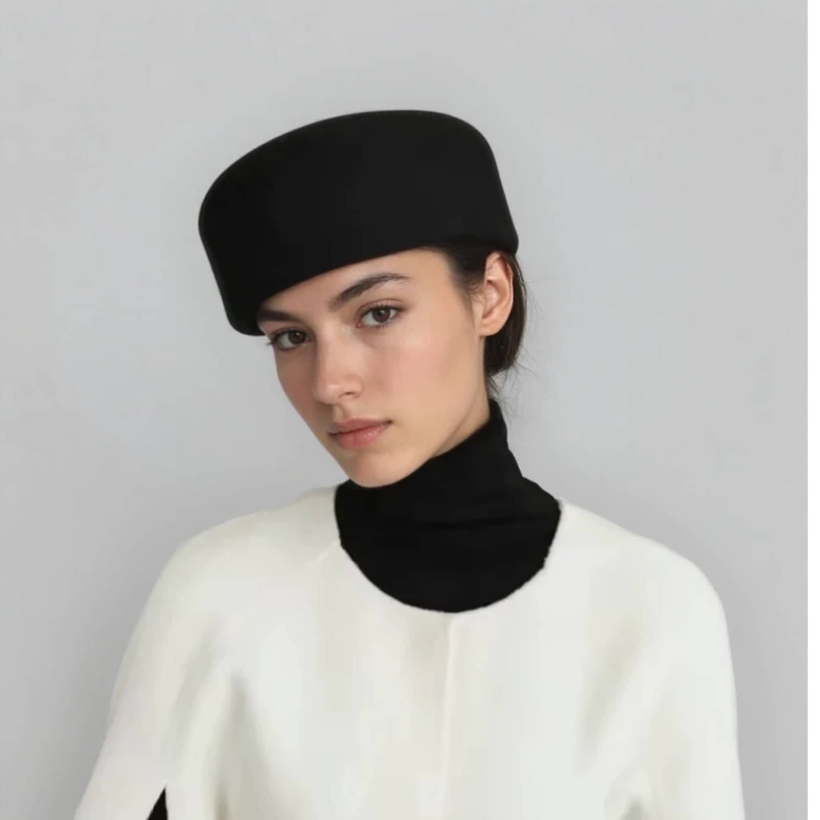 100% Wool Ladies Hat & Black Hat Box Vintage Women Hat Elegant Adora Black Wool Cloche Bowler  main image 2