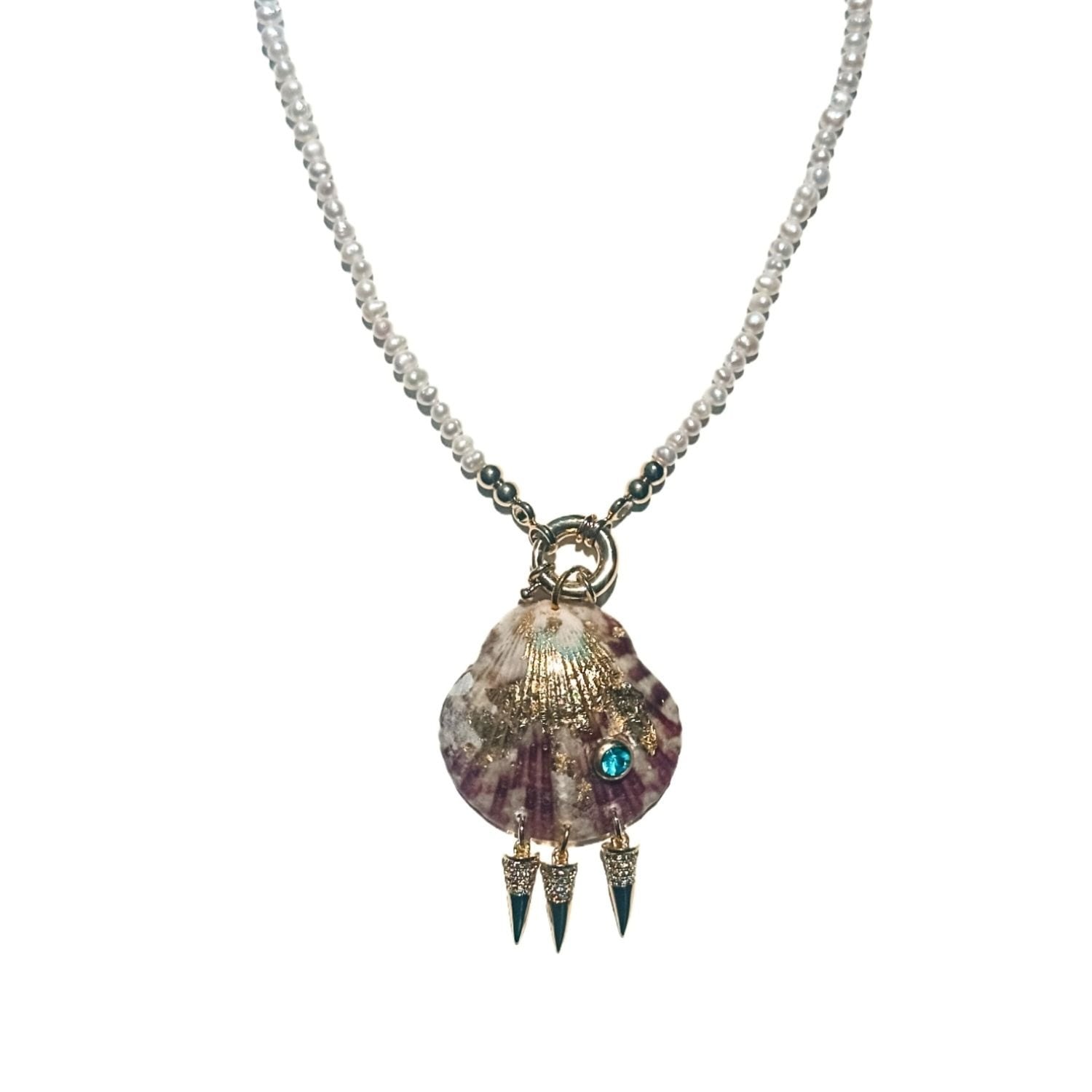 Babaloo Jewelry Women's Gold / White / Neutrals Tidal Shell And Pearl Necklace