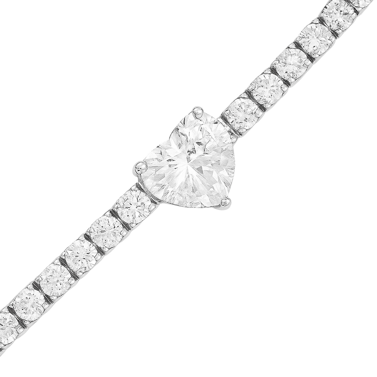 The Gala Women's Silver Crystal Heart Glow Bracelet In Silver