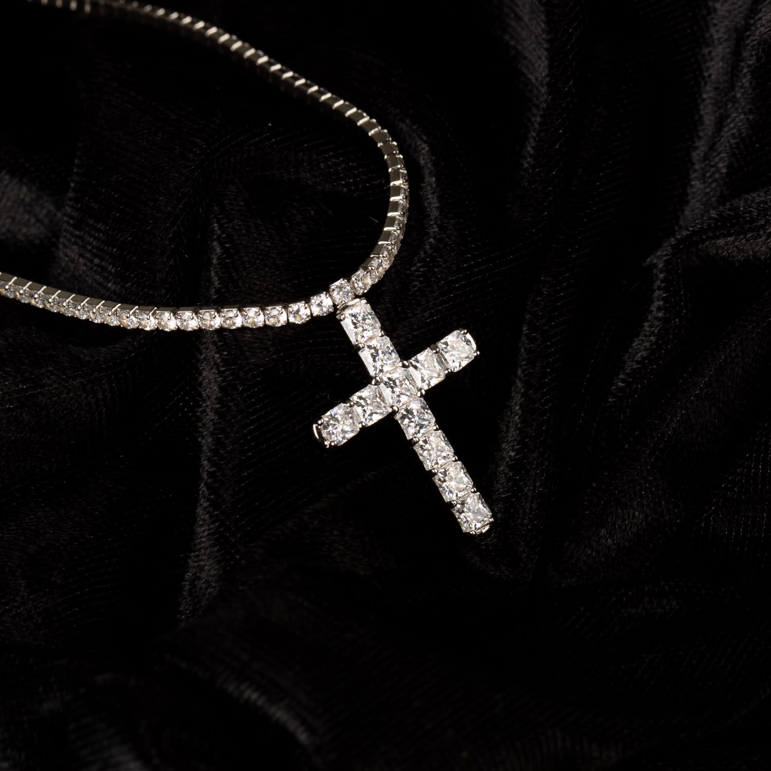 Tennis cross chain outlet