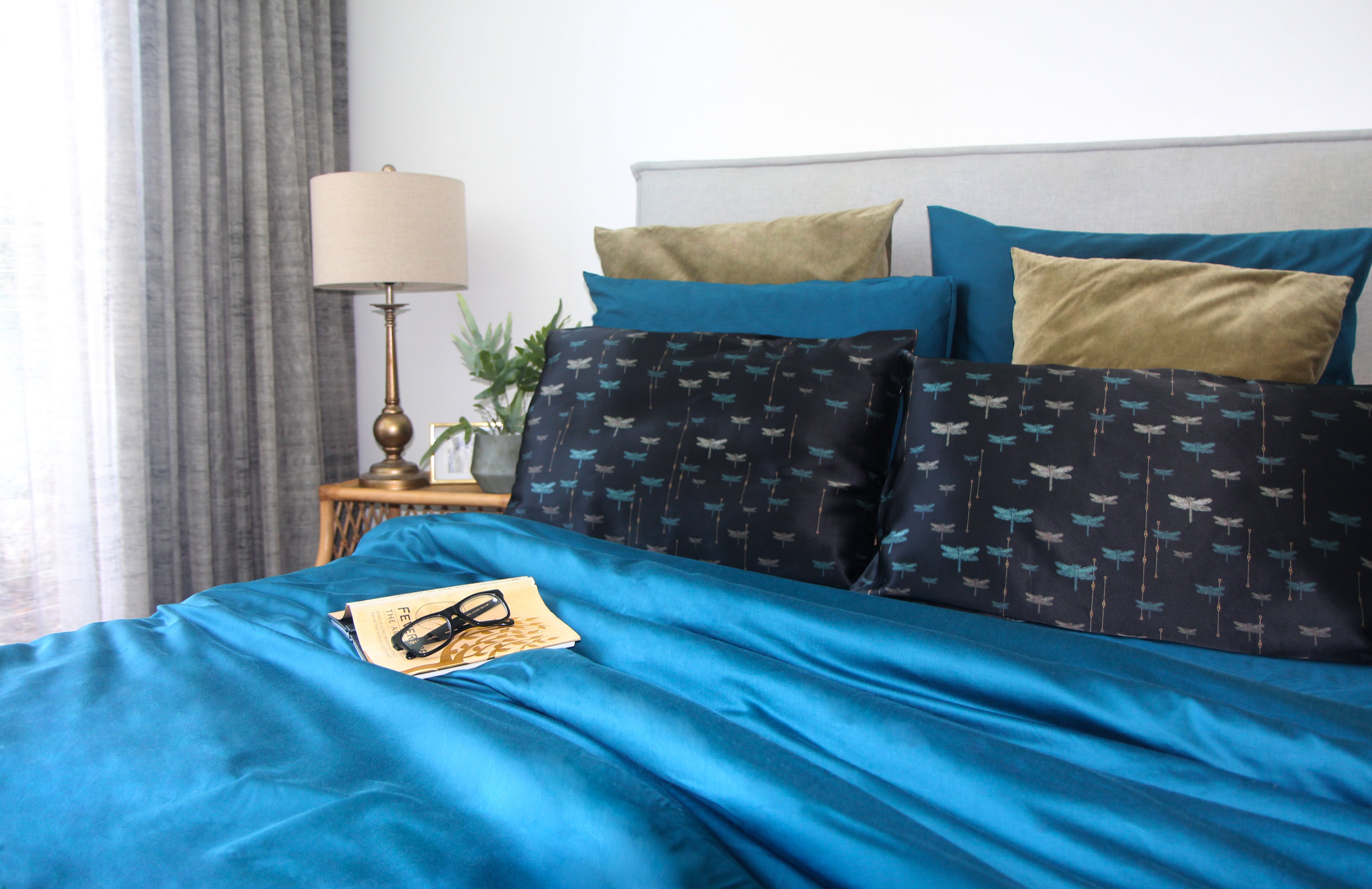 Why Should You Sleep On Silk? Wolf & Badger