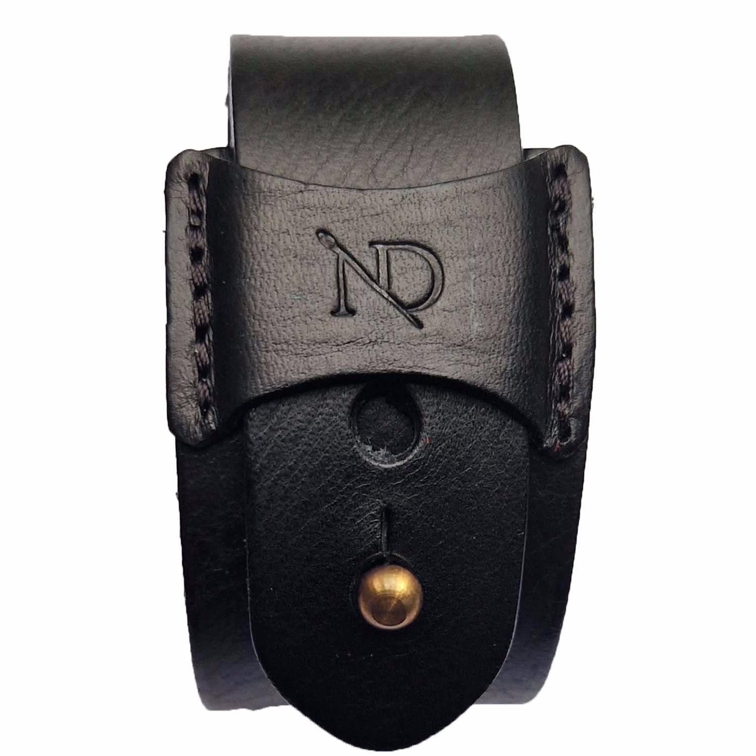 N'damus London Men's Finsbury Black Natural Grain Leather Bracelet With Brass Button