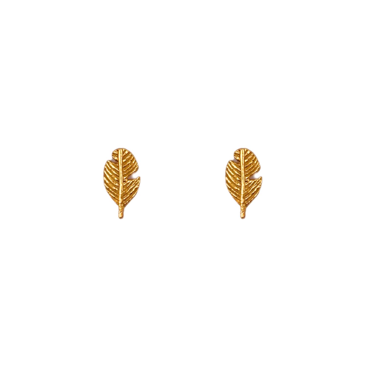 Les Reines Women's Petite Plume - Stud Minimalist Earrings 24k Gold Plated In Gold