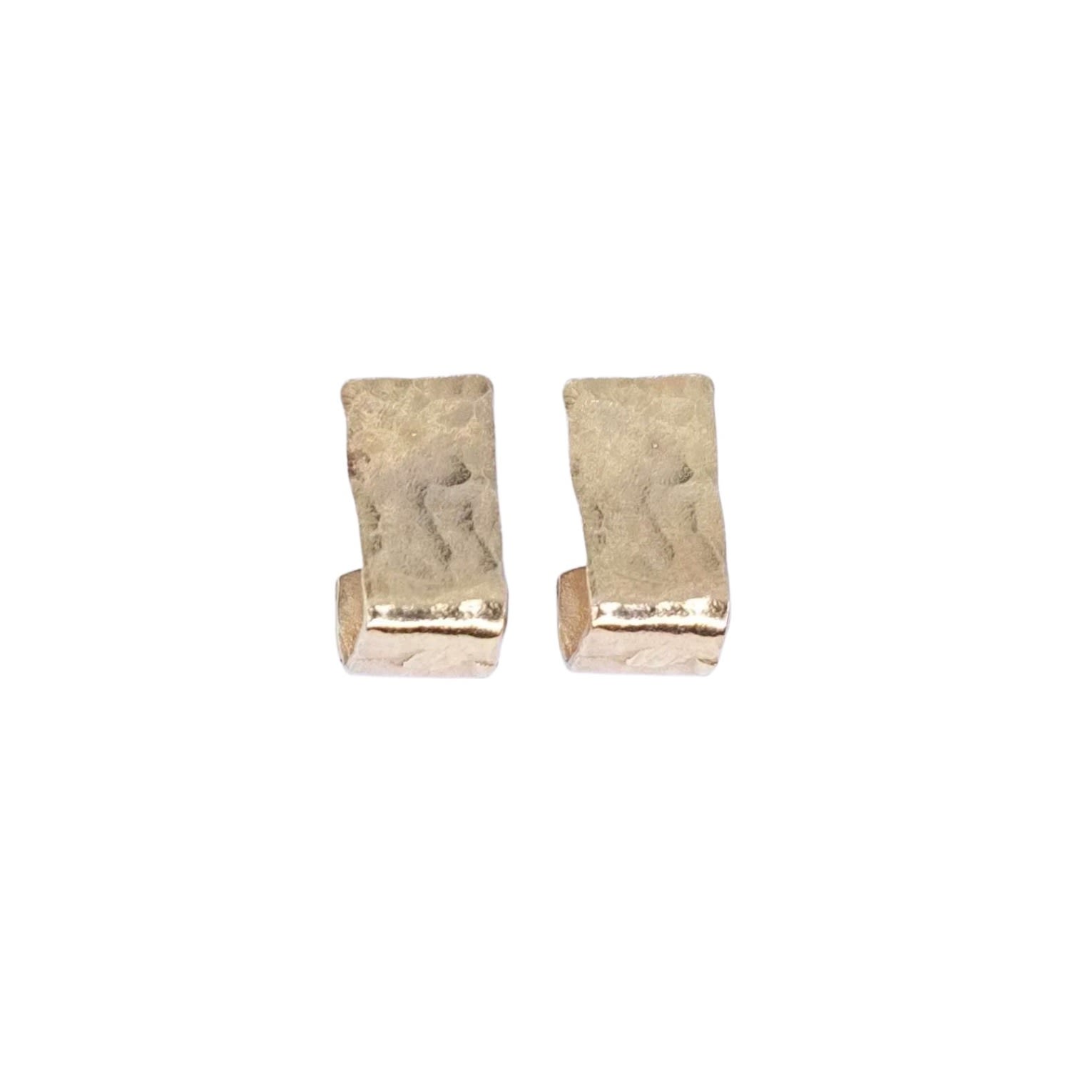 Oolo London Women's Brutalist Rectangular Huggie In Gold