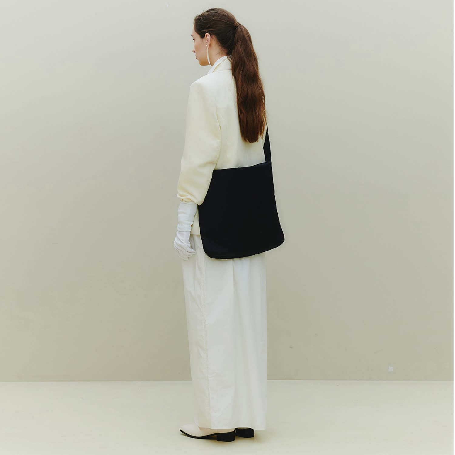 ☆HAH ARCHIVE☆ Signature Strap Crossbody Bag Black S#scb Signature Strap Crossbody Bag (Black) - HAH ARCHIVE | 60