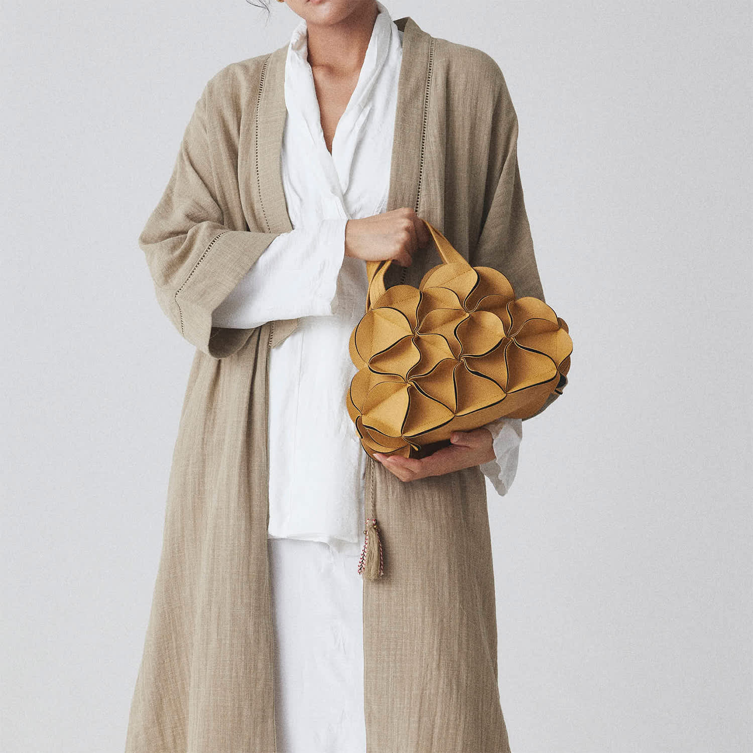 Blossom Shoulder Bag Boston Mustard | ELEMOOD_Japan | Wolf & Badger