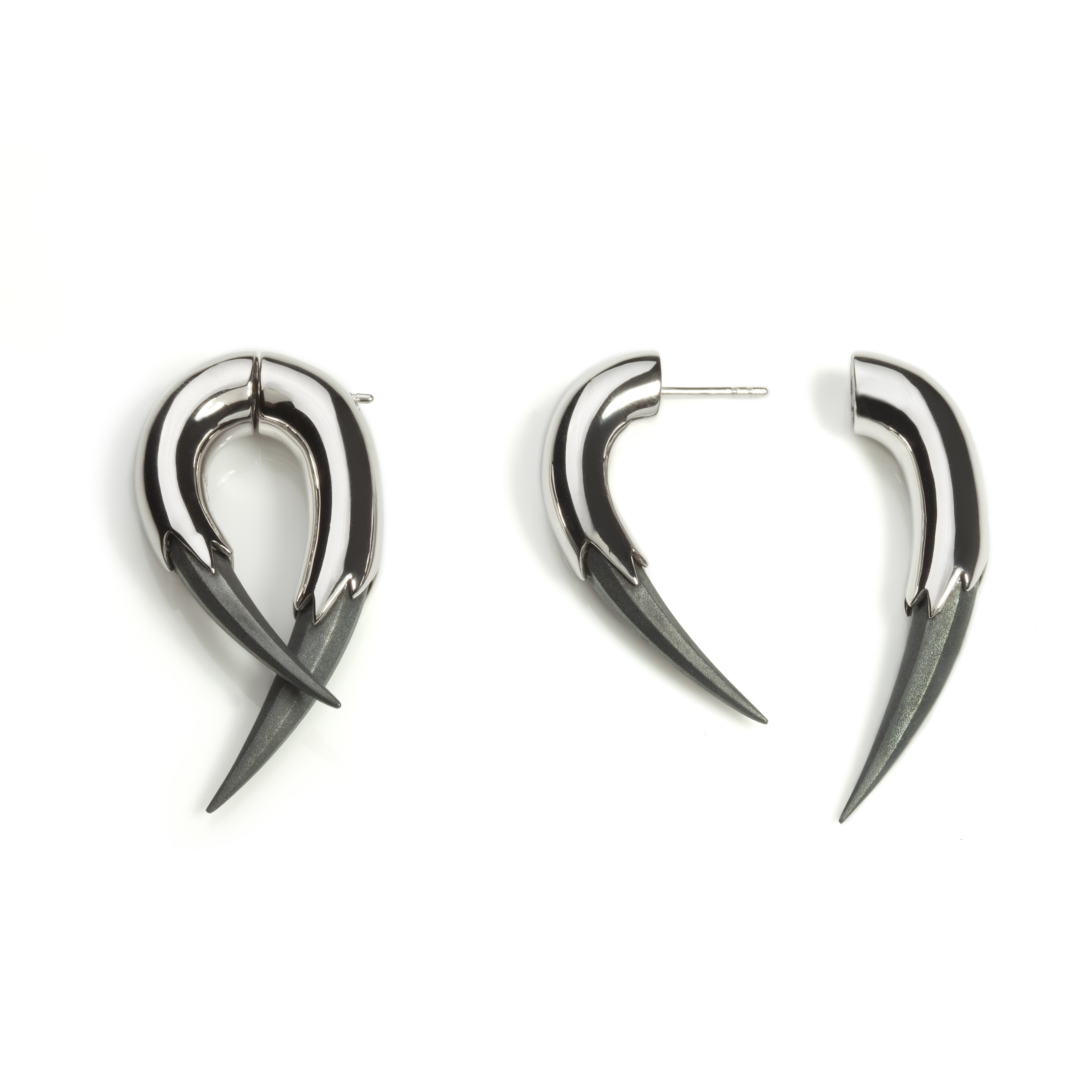 Women’s Vampire Claw Earrings Silver Kasun