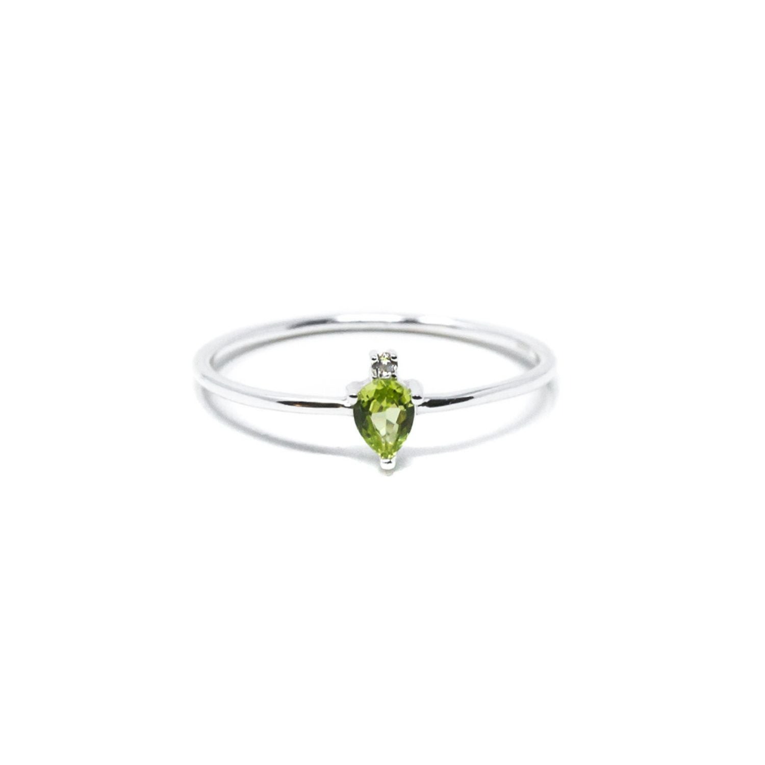 Nasi Silver Women's Green Pear Atarah Ring- Peridot & White Topaz- Silver In Metallic