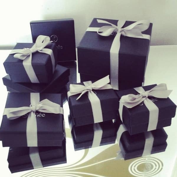 GUCCI WOMEN'S SILVER / BLACK / GREY CACTUS NECKLACE - SILVER