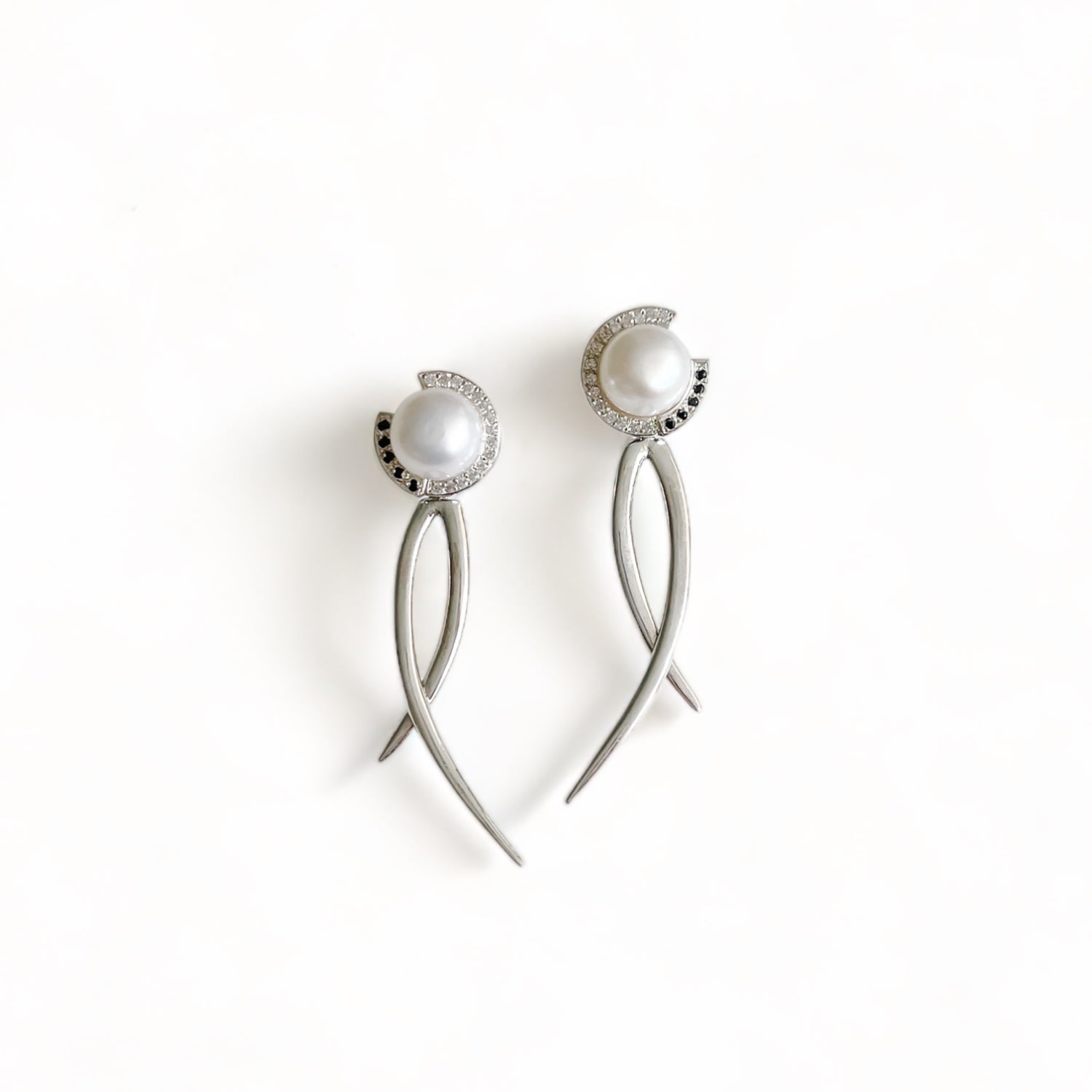 Women’s White / Silver / Black Black And White Earring Nat Co.