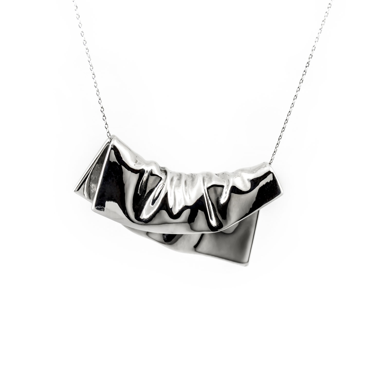 Women’s Silver Plié Pendant Draped Square Medium Plaitly