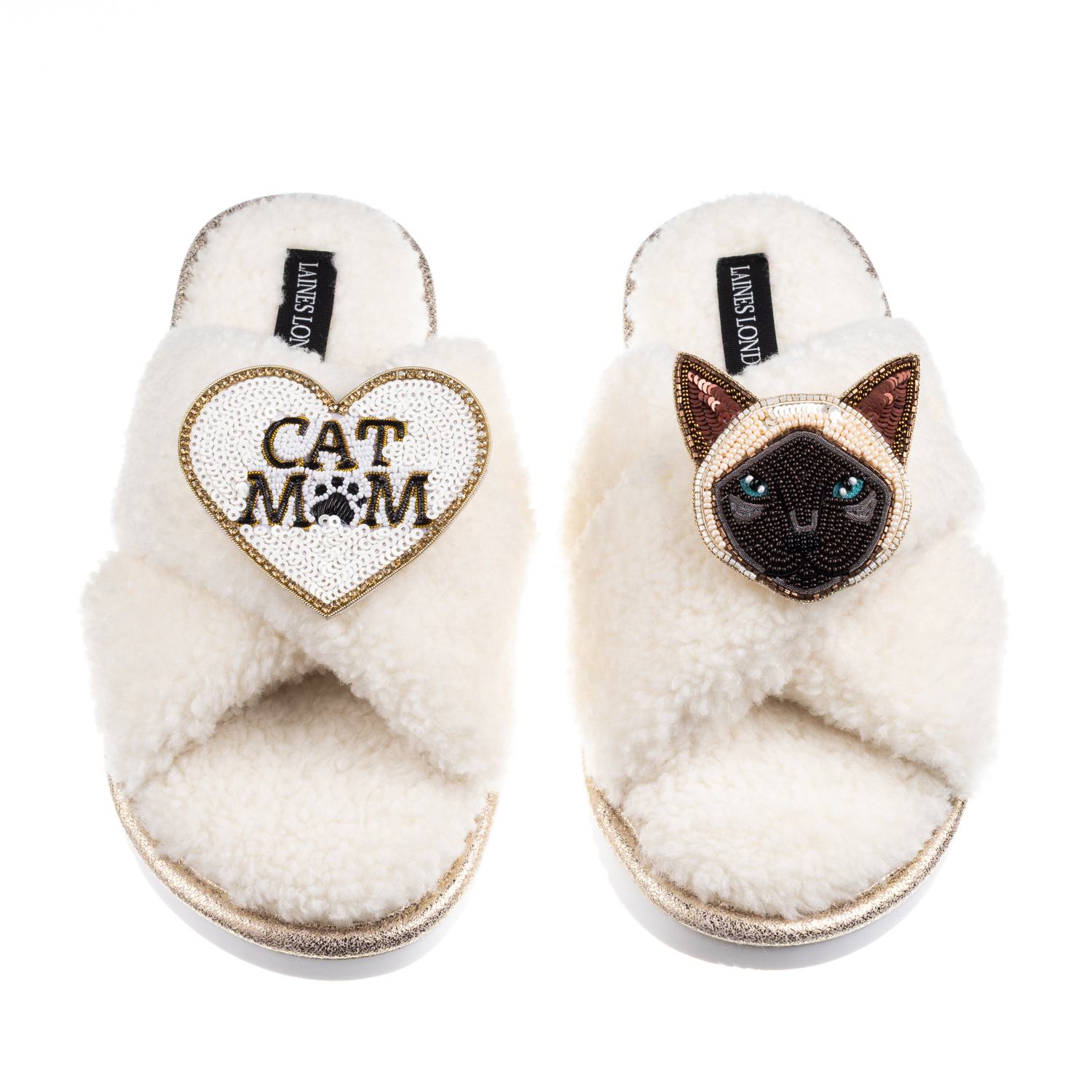 Laines London Women's Neutrals / White Boucle Slippers With Cat Mum/mom & Siamese Cat Brooches - Cream In White