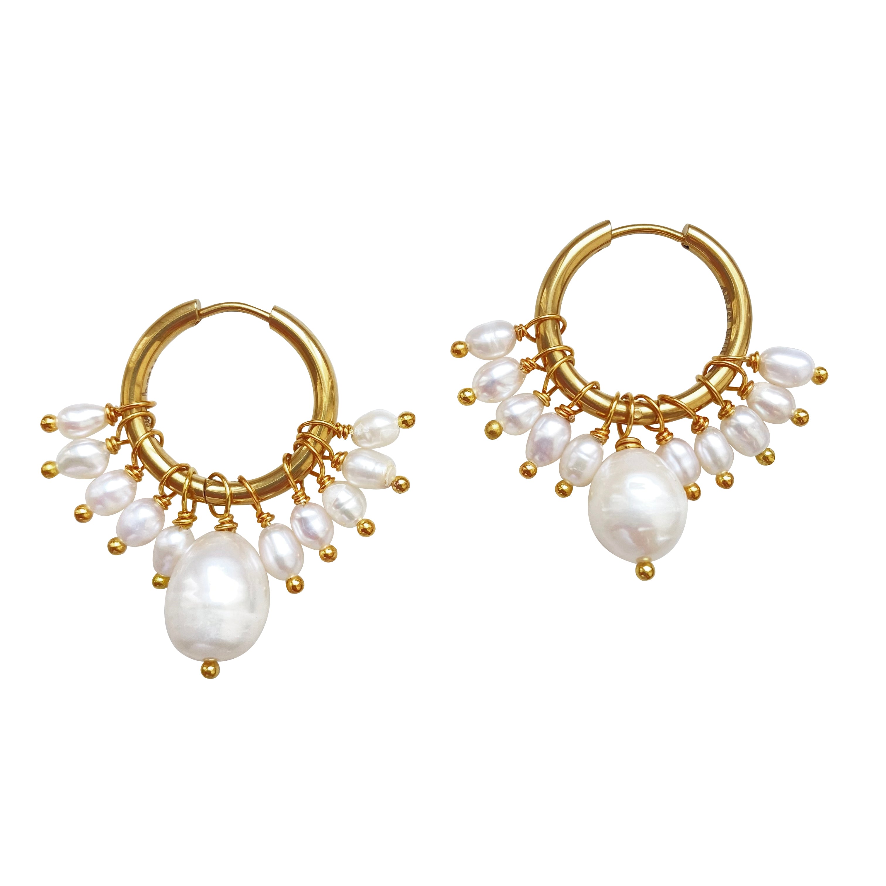 Women’s Gold / White Pearl Earrings Cara Smilla Brav