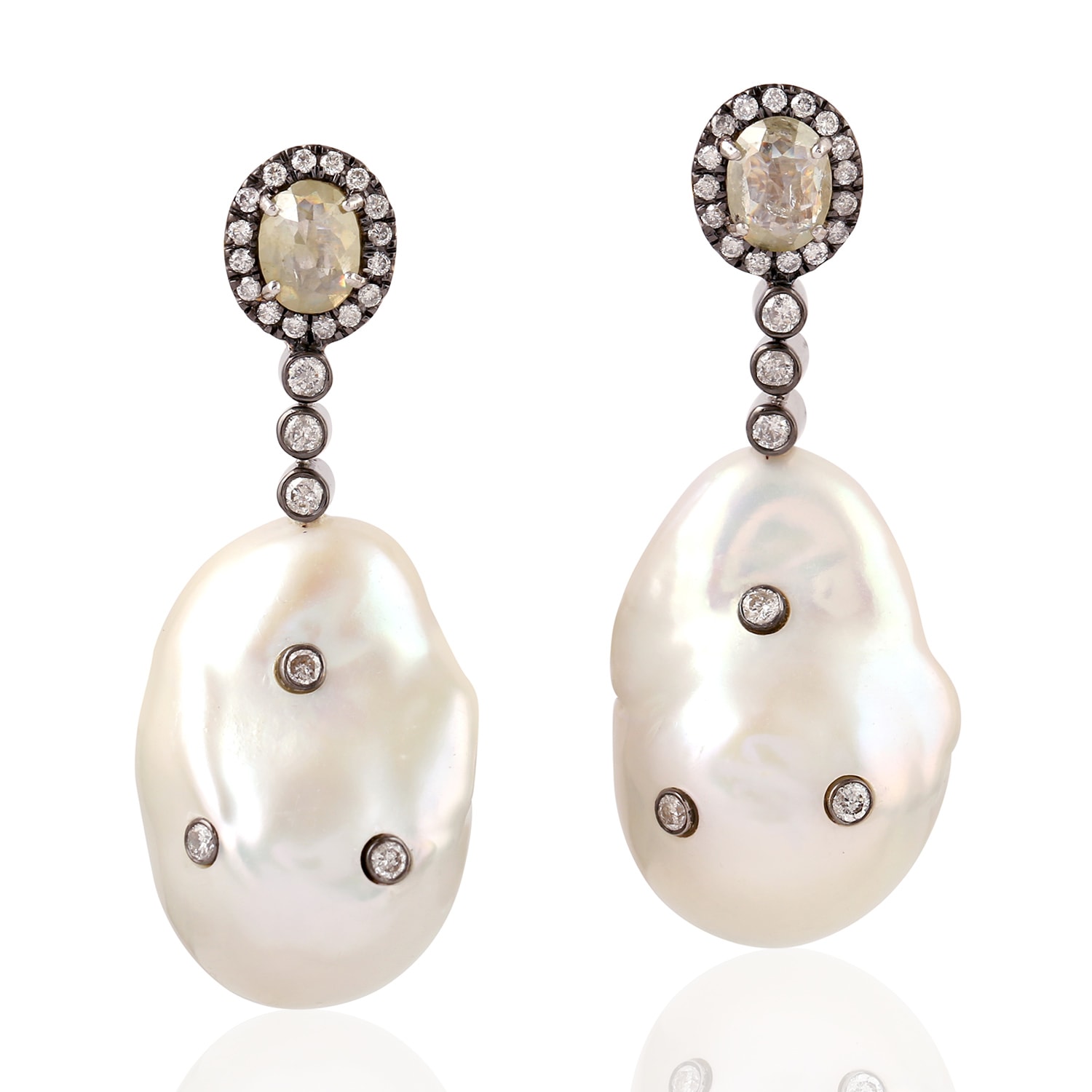 Artisan Women's 18k White Gold Pearl Chinese And Diamond Dangle Earrings In White