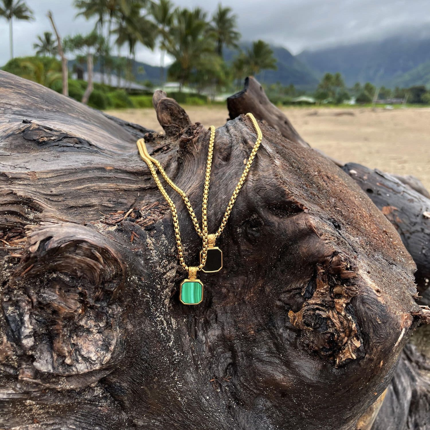 Gold Necklace With Square Onyx Pendant | Nialaya | Wolf & Badger