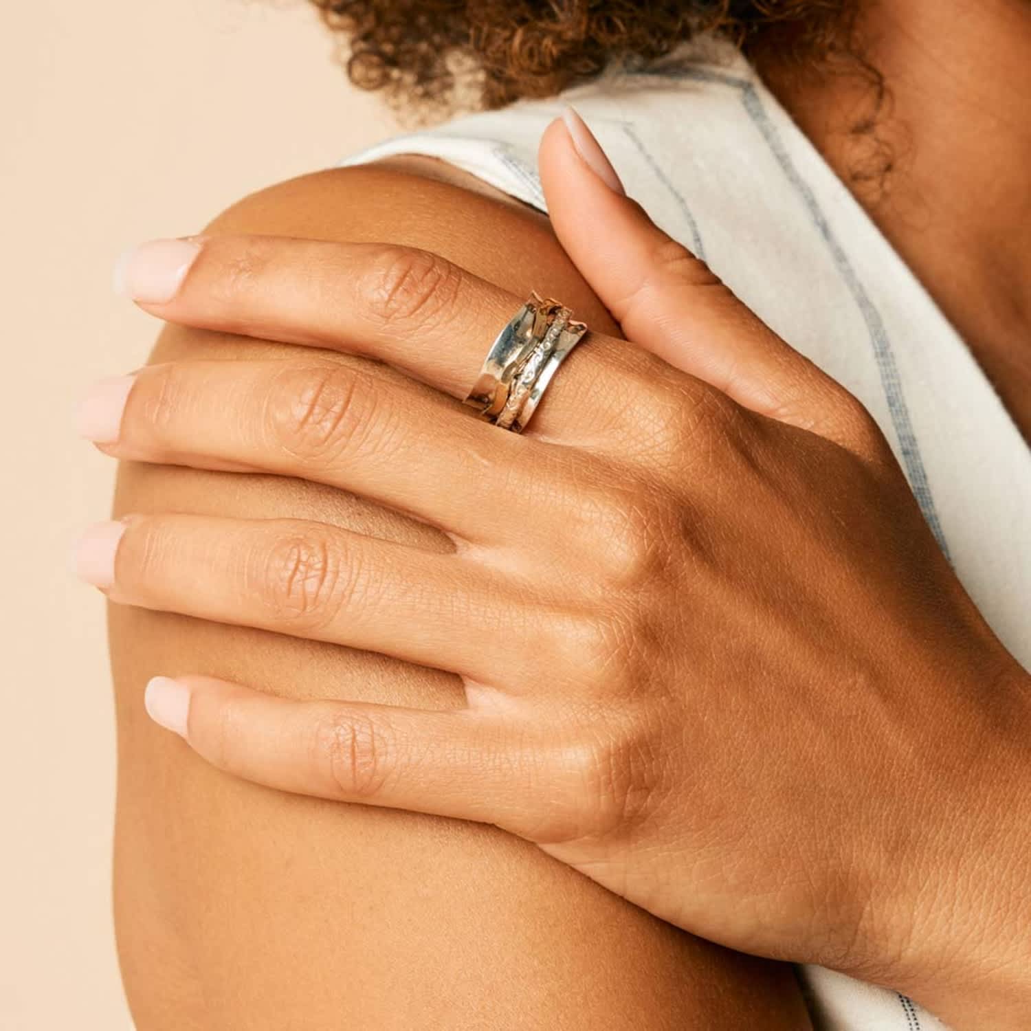 Aura Magic Silver Spinning Ring | Charlotte's Web Jewelry | Wolf