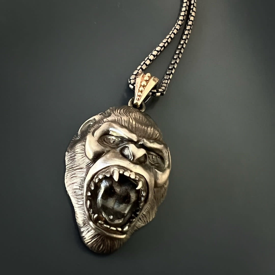 Gold gorilla head pendant deals