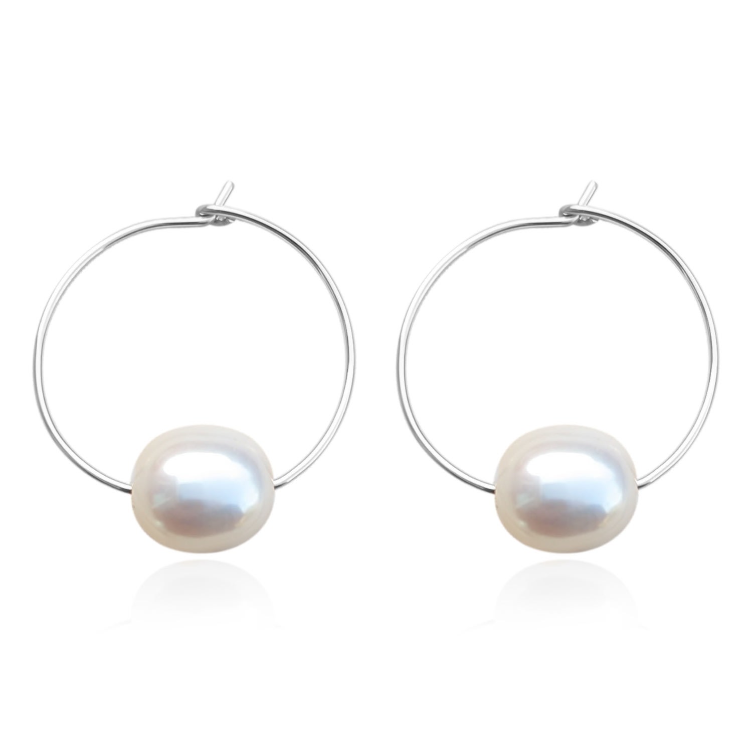 Women’s Olivia Large Pearl Wire Hoop Sterling Silver Earrings Kiri & Belle