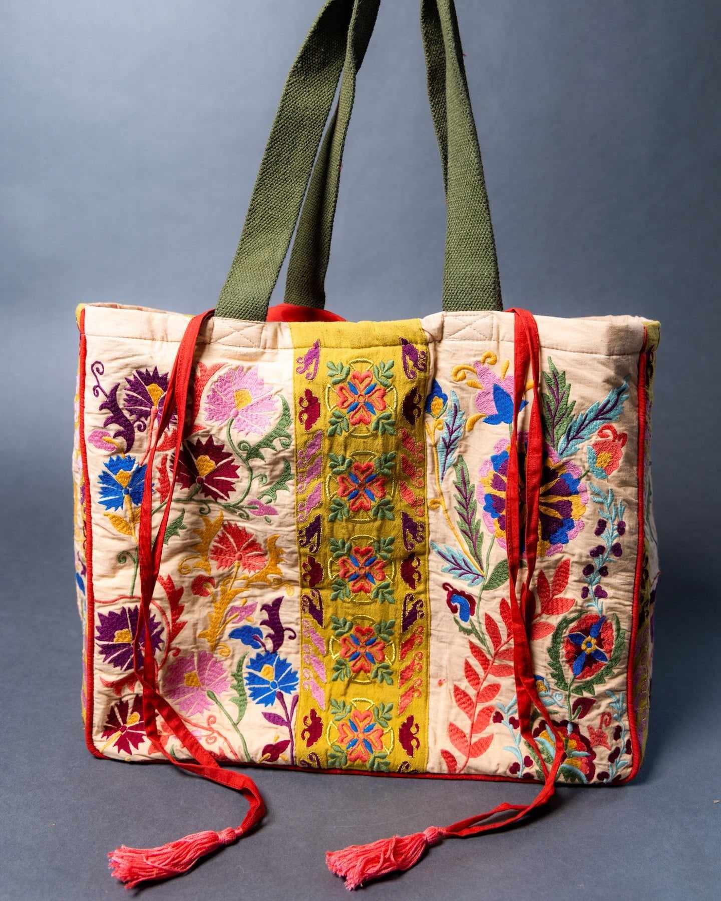 Abbey Floral Embroidered Carry-All Tote Bag | YaYa & Co. | Wolf