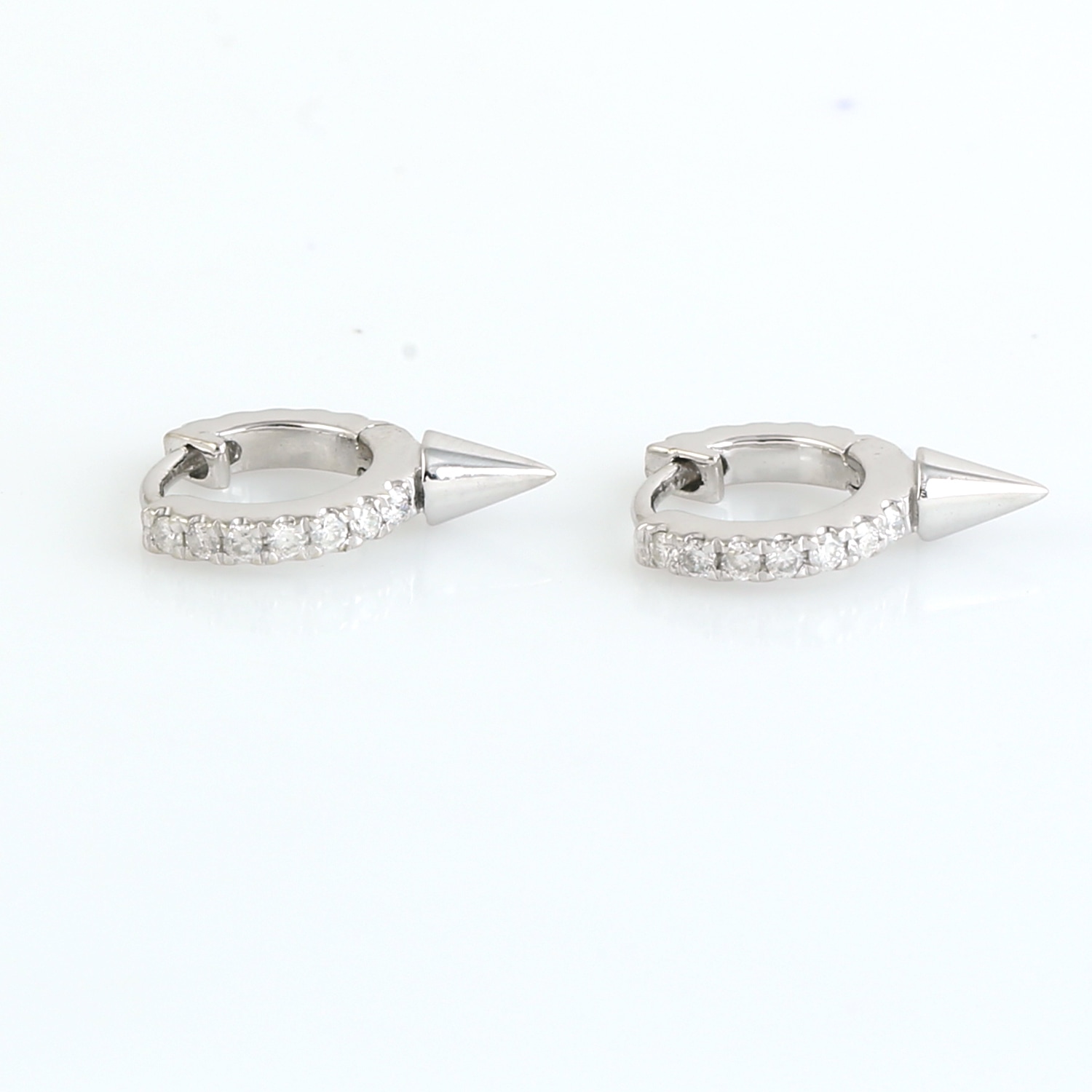 Women’s Solid 18K White Gold In Pave Natural Diamond Spike Hoops Huggies Earrings Artisan