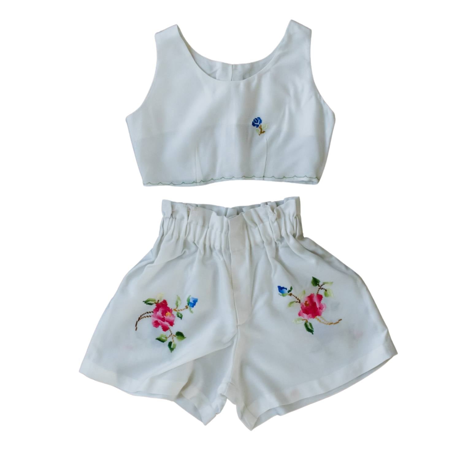 Women’s White Vintage Crop Top & Shorts Set With Colorful Rose Embroidery Medium Sugar Cream Vintage