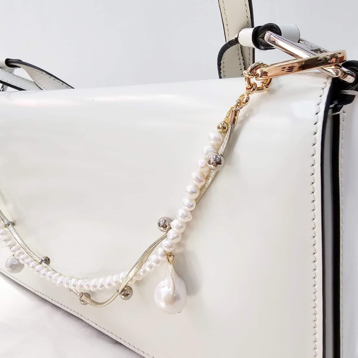 \'Eros\' Bag Chain - Baroque Freshwater Pearl Chain W/ Rubbit Fur Charm Freshwater Pearl With Baroque Pearls Bag Charm | Farra  main image 2