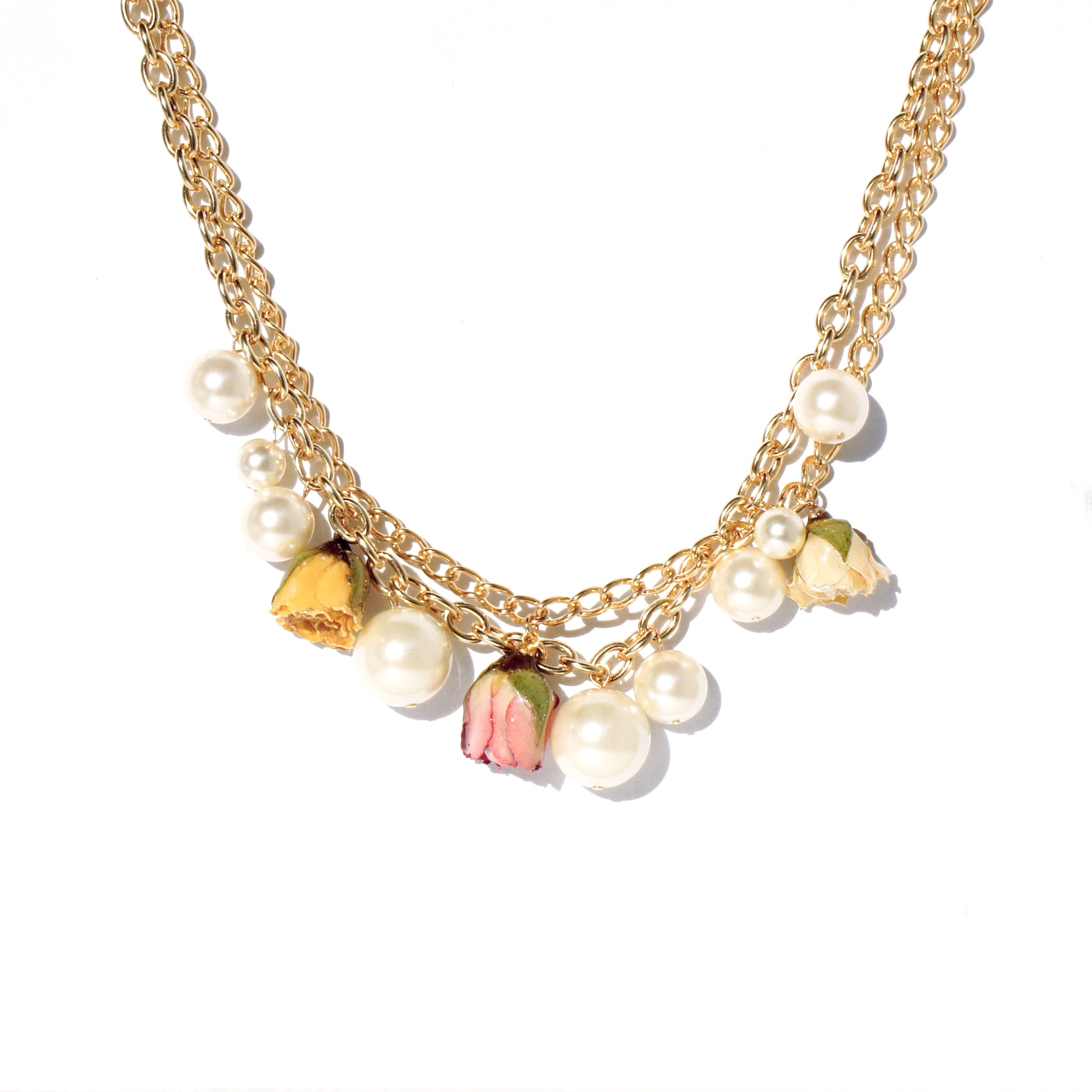 I'mmany London Women's Real Flower Queen Anne Charm Necklace With Real Rosebuds And Pearls In Multi