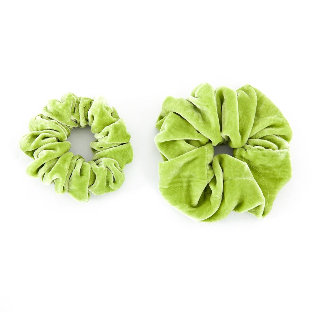 The Annam House Women's Velvet Scrunchies Set - Green