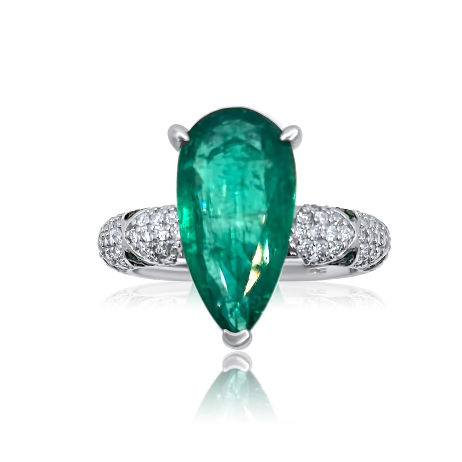 Women’s Green Lotus Emerald Pear Solitaire Center With Emerald Petals And Pave Diamond Ring Rinoor