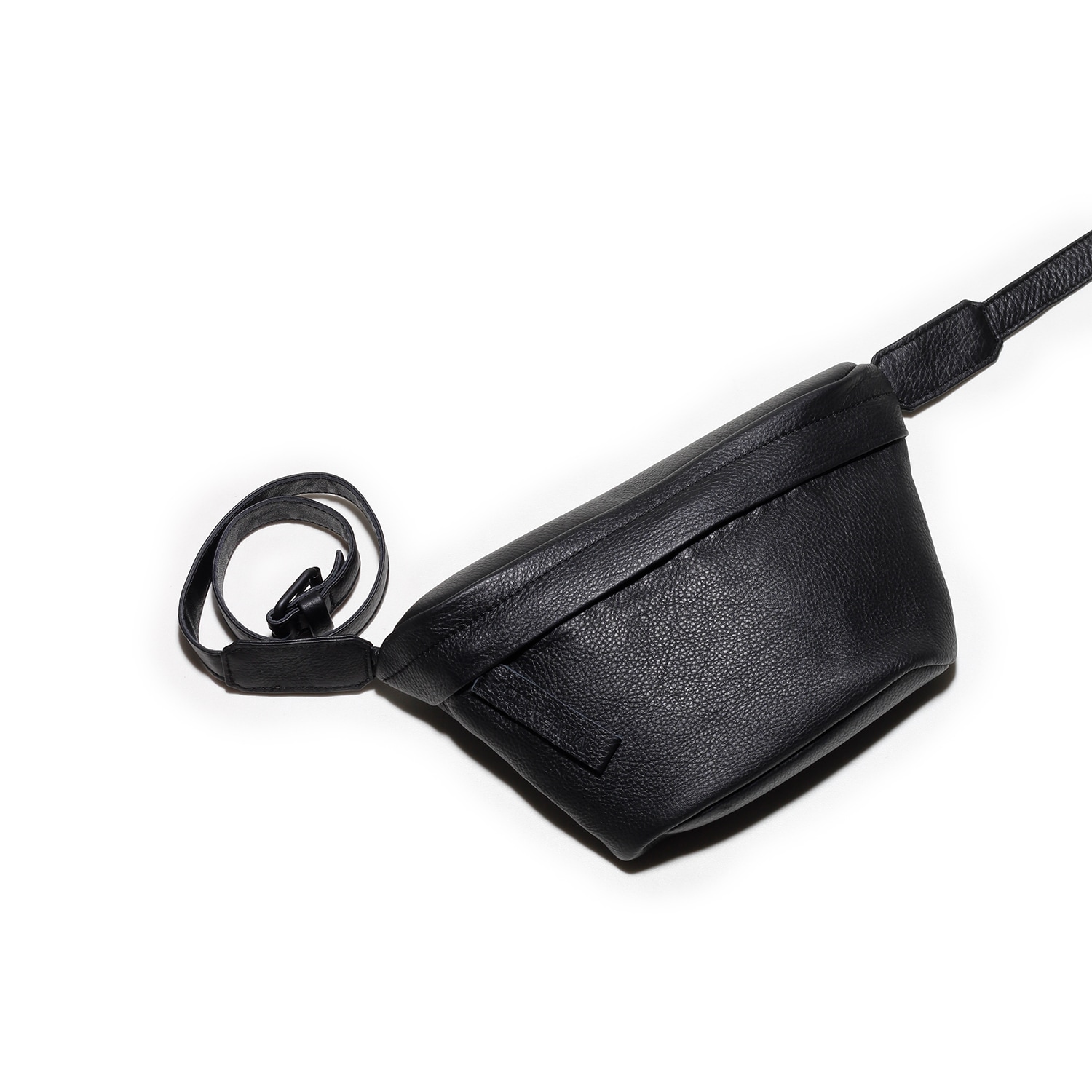 Mafalda Women's Olly Black Belt Bag In Black