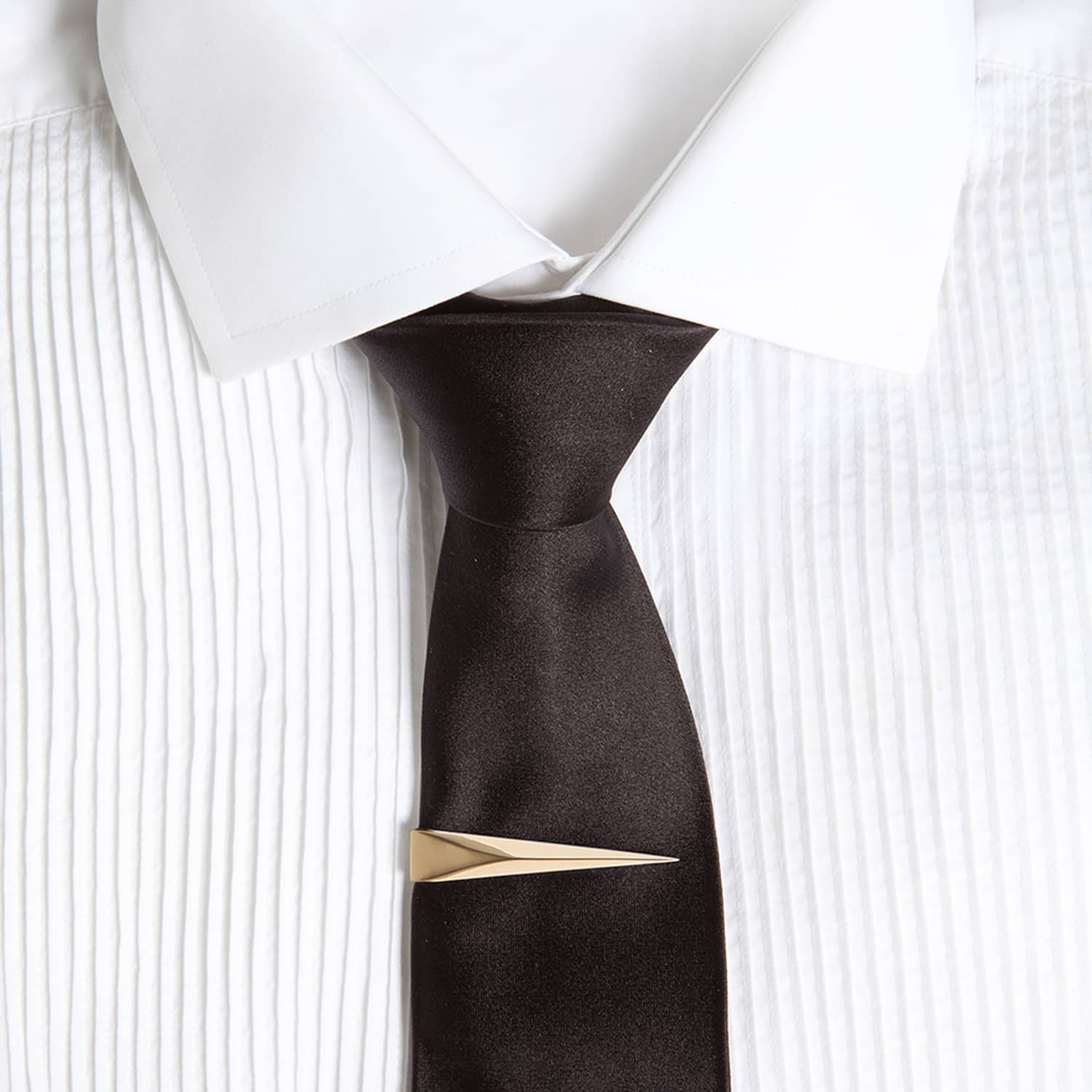 how to use tie pin with chain