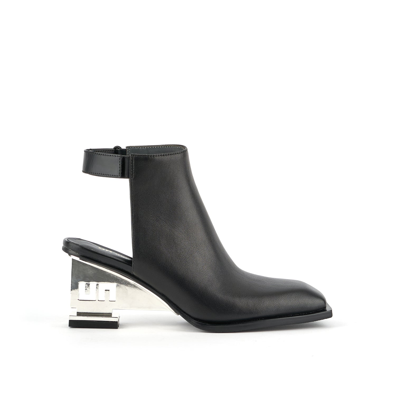 Shop United Nude Women's Un Mule - Black