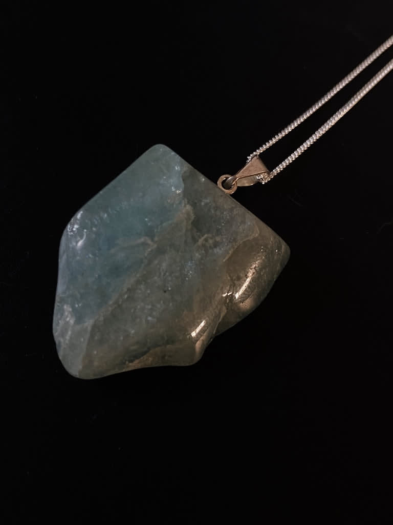 Aquamarine Sterling Silver Pendant – lemuriacrystalshop