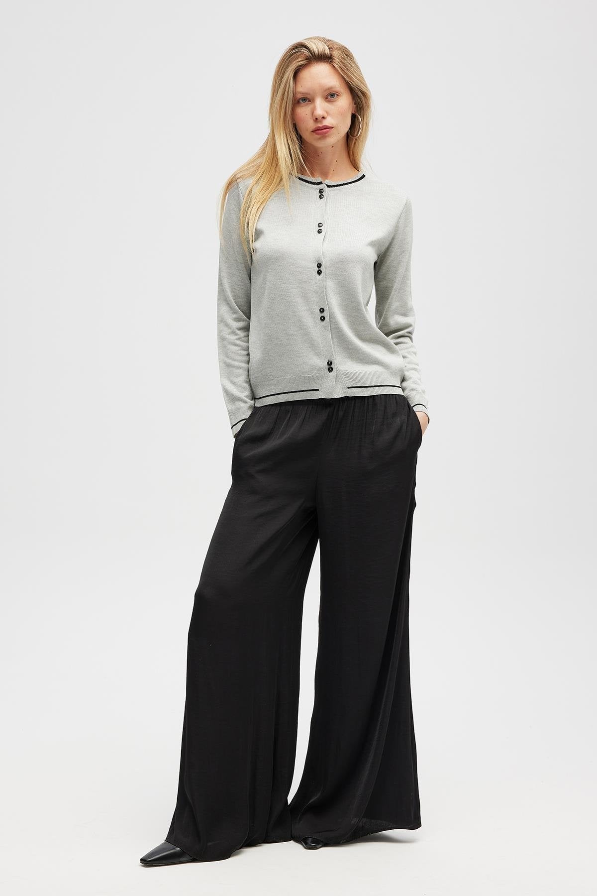 Peraluna Women's Risa Flat Knit Cardigan In Grey Melange In Gray