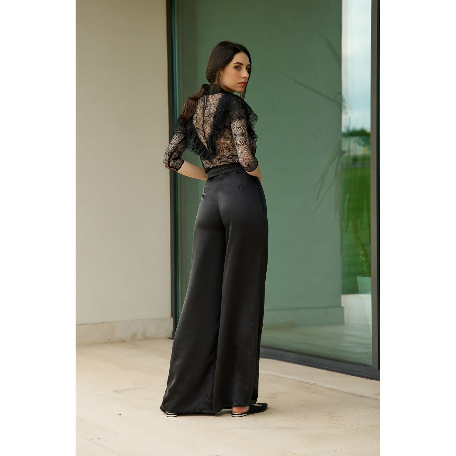 Sheer Floral Lace Ruffle Blouse - Black | AVENUE No.29